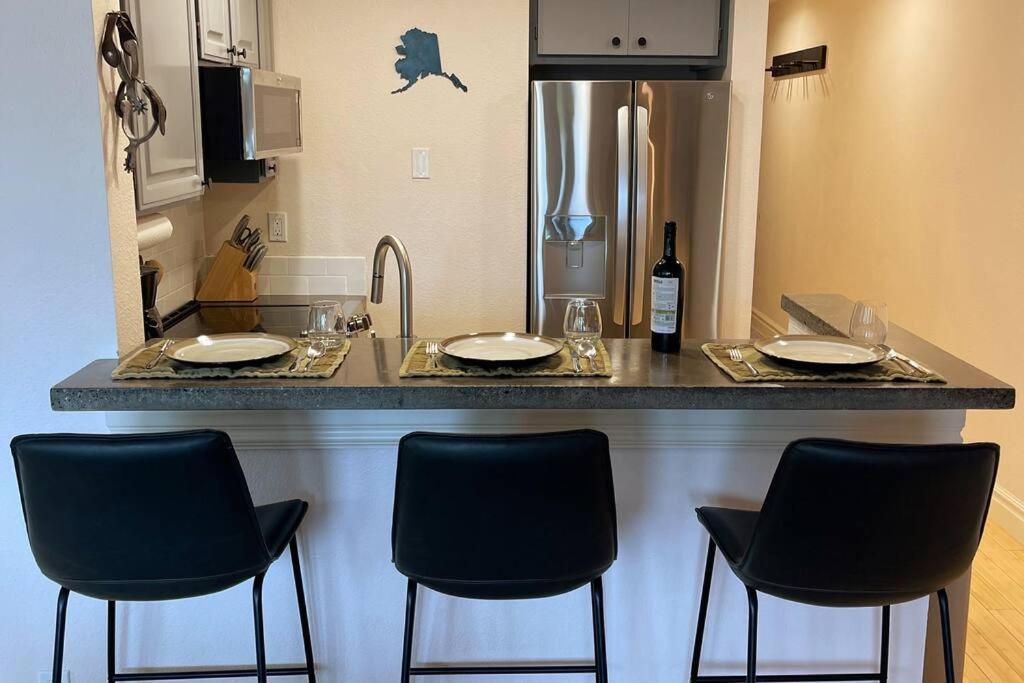 Premier Downtown With Pool, Hot Tub & Parking * Telluride
