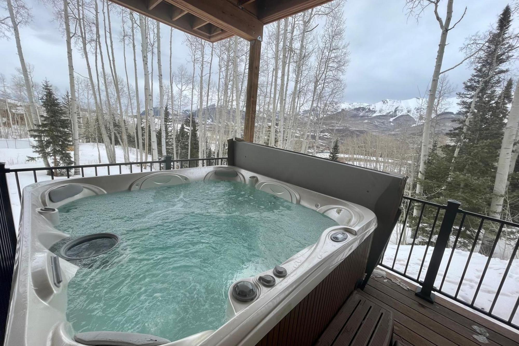 Wapiti Mountain Escape By Avantstay Commanding Views Incredible W Hot Tub Holiday home