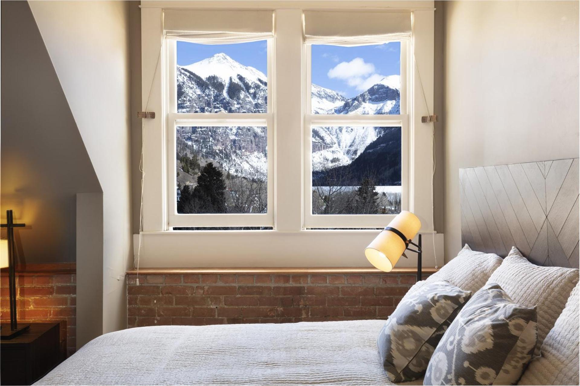 Ajax Loft Apts * Telluride