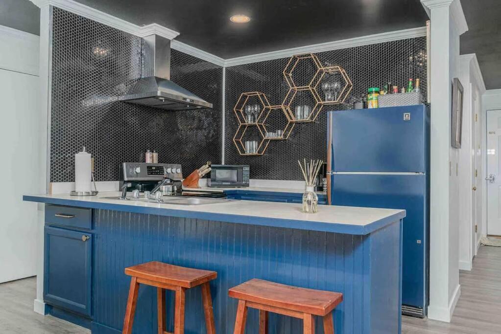 Designer Unit -center Of Town Of Telluride, Steps To Gondola And Town Park * Telluride