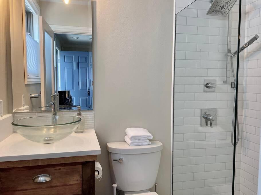 Beautiful Modern In-town Studio With Kitchenette Walk To Gondola, Center Of Town! Apartment *