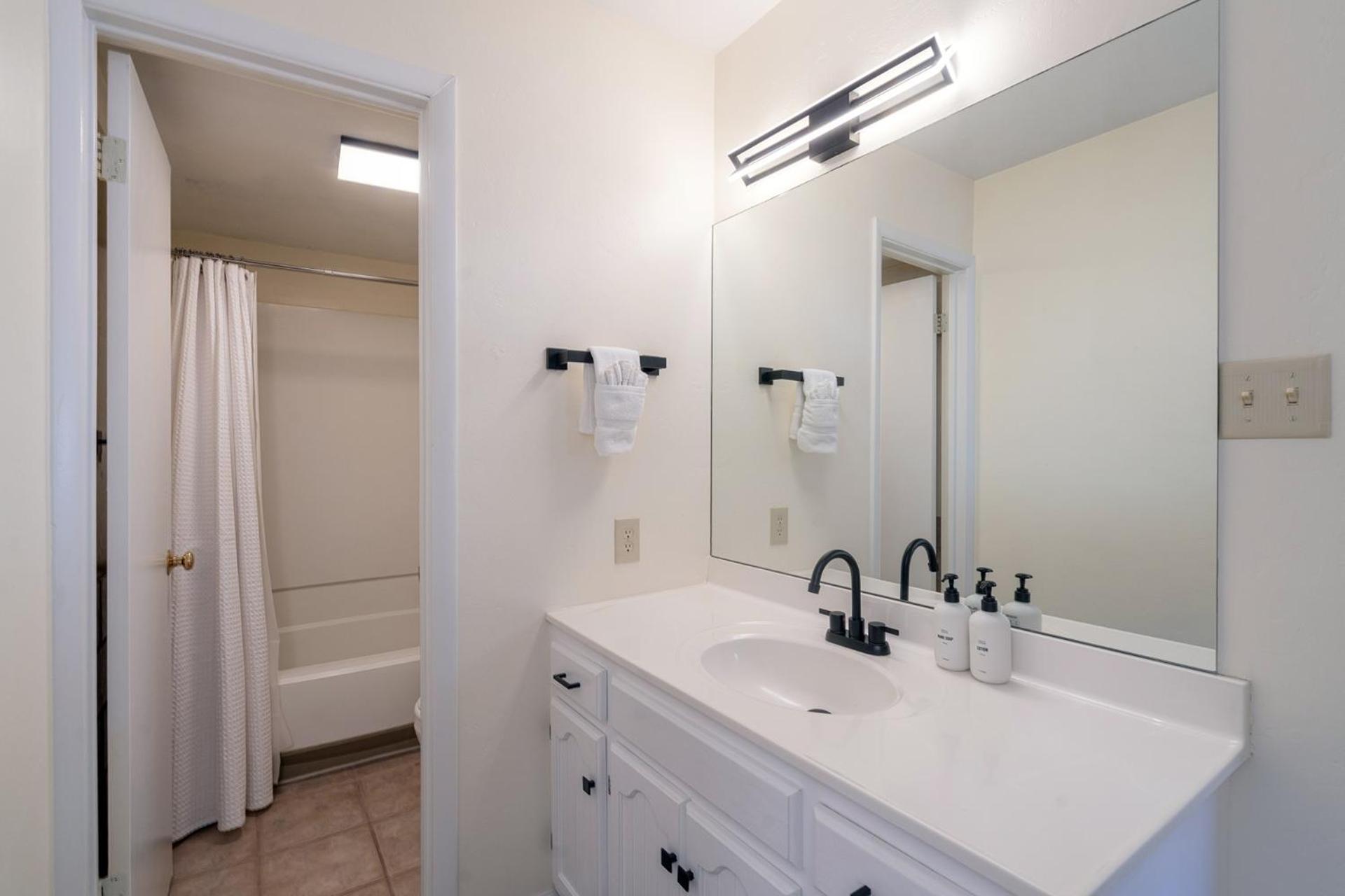 Space For All! Close To Lift 7, Fireplace, Hot Tub * Telluride