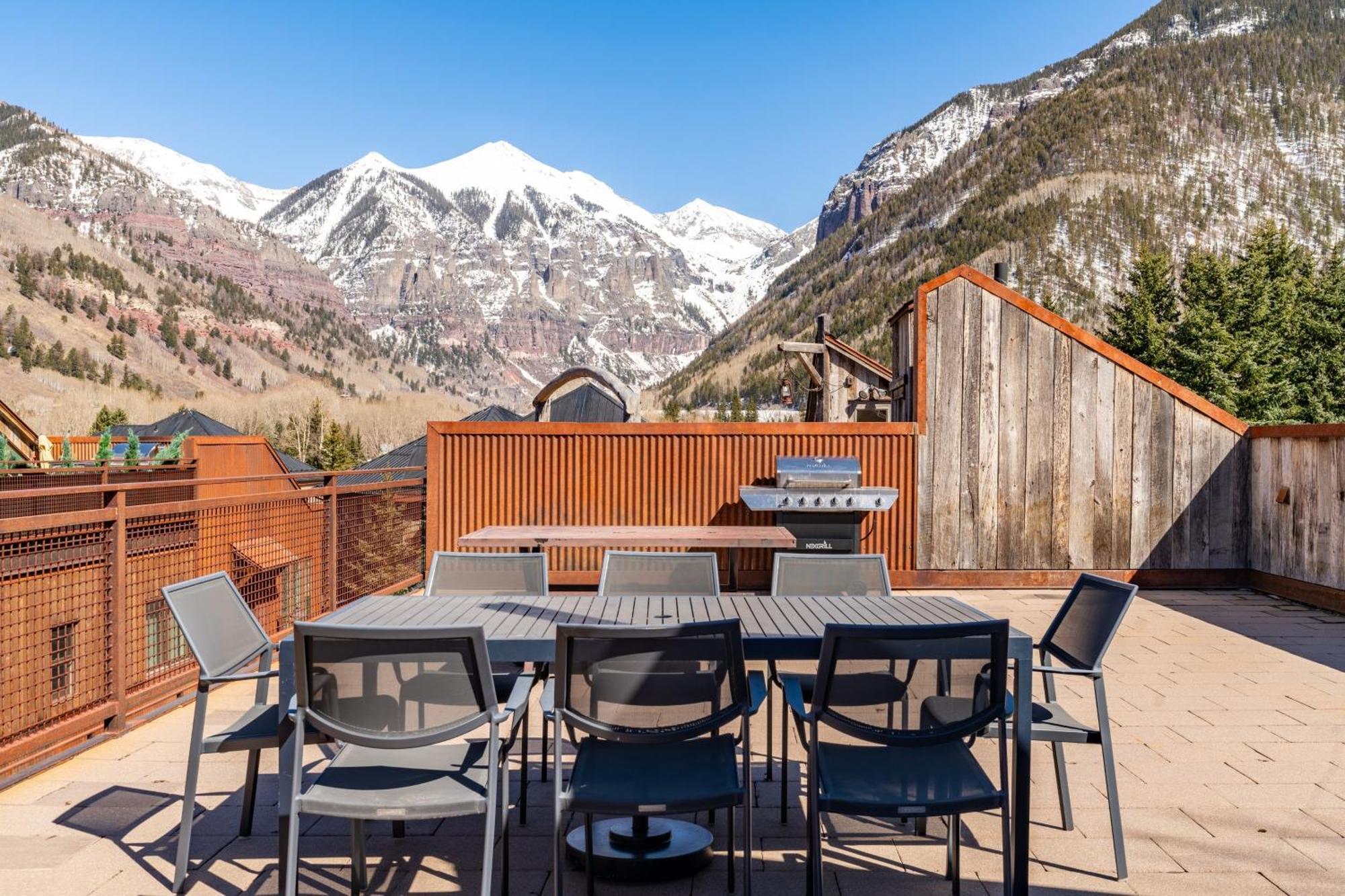 Hotel Ghostriders 10 By Avantstay Penthouse W Large Patio Mountain Views Telluride