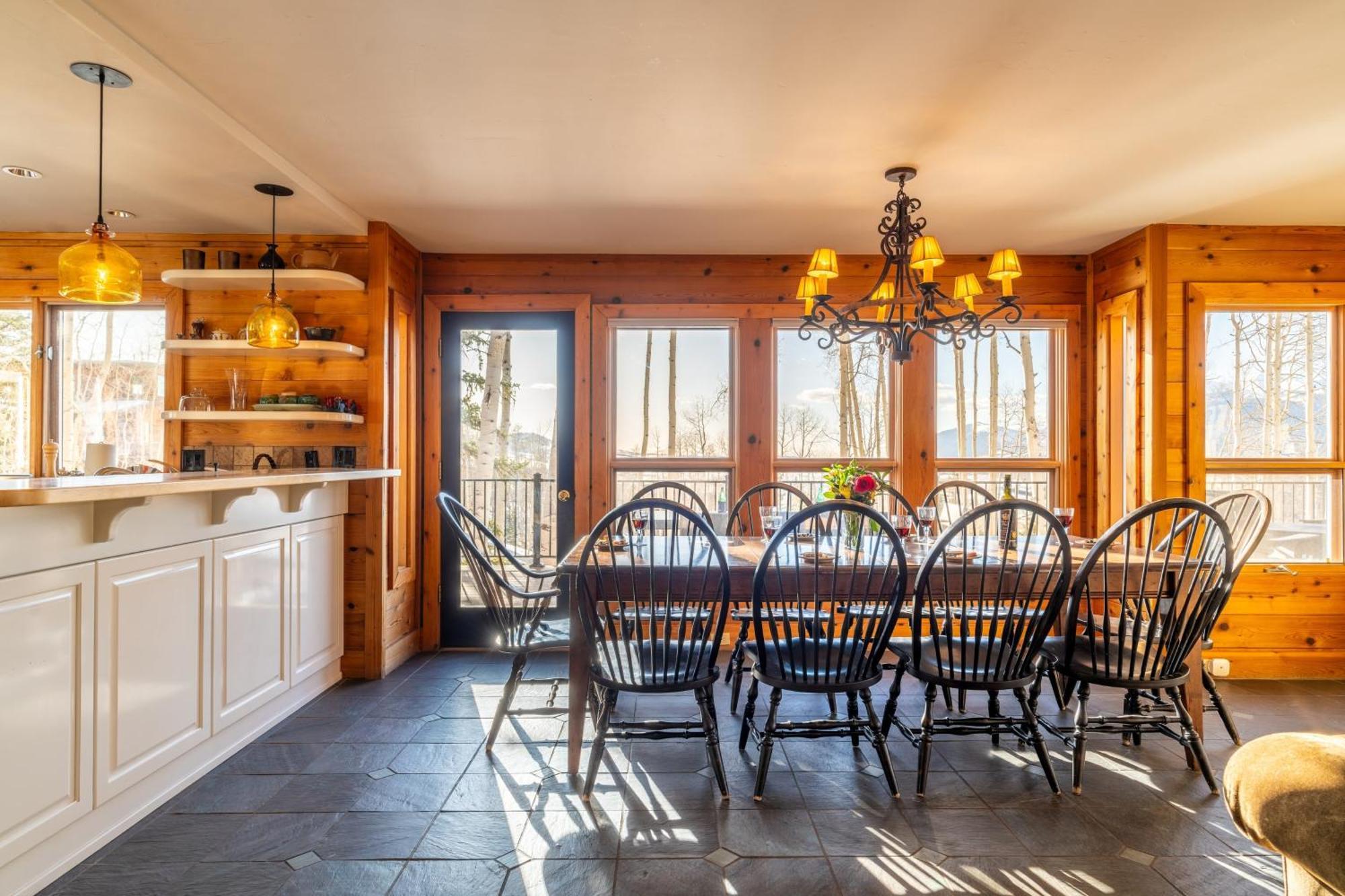 Wapiti Mountain Escape By Avantstay Commanding Views Incredible W Hot Tub