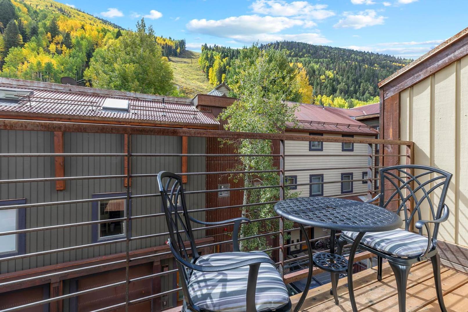 Holiday home Luxury - Open For Bluegrass