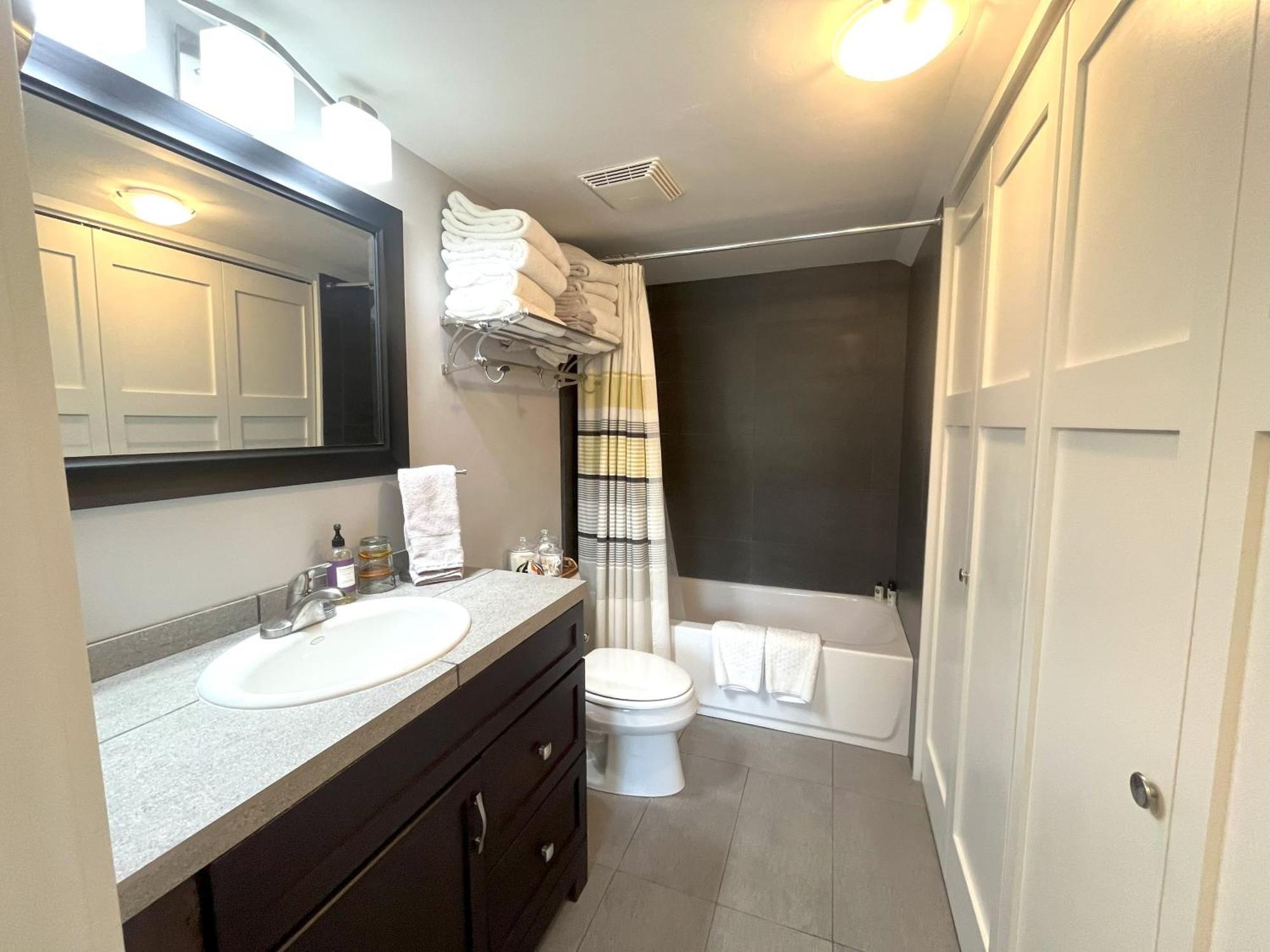 Apartment Elk View Basecamp - Wildlife And Convenience! *