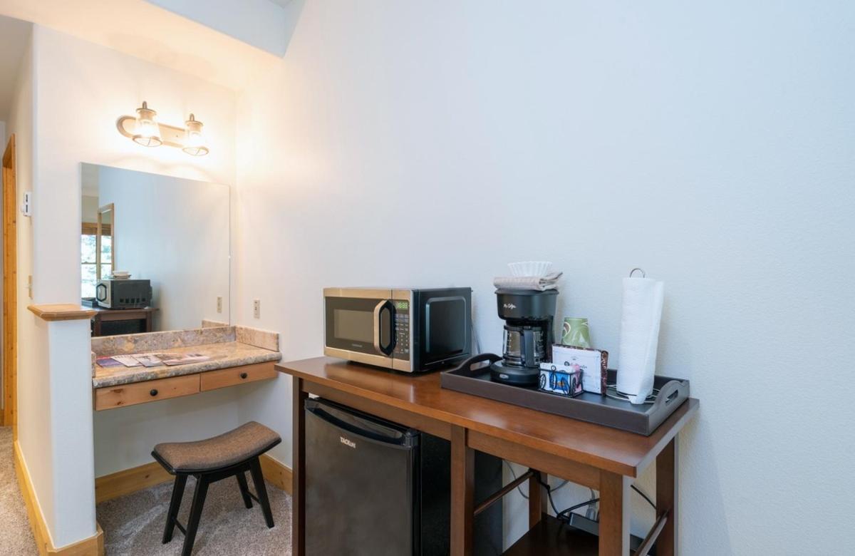 Bear Creek By Alpine *