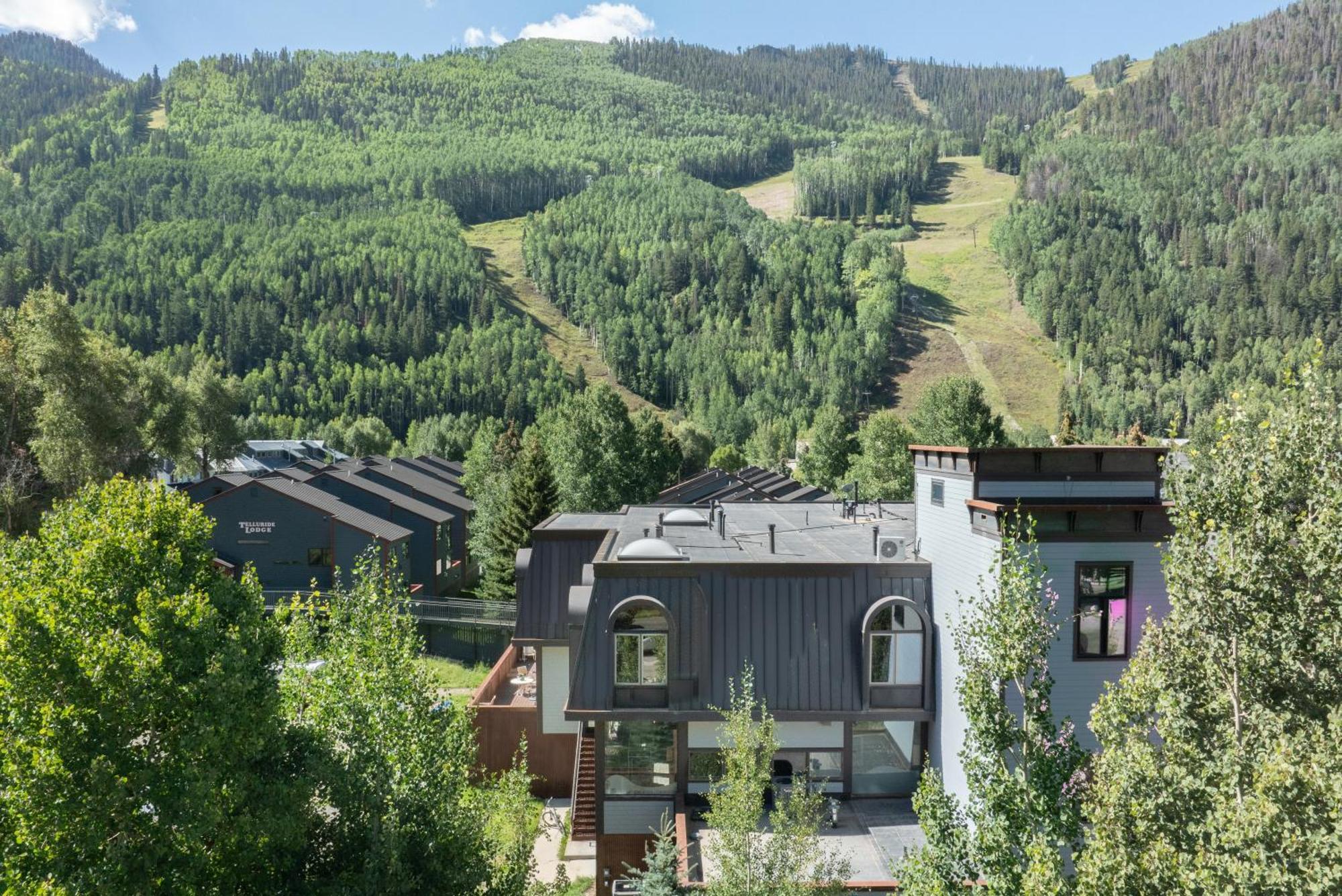Village Hideaway - Convenience! * Telluride