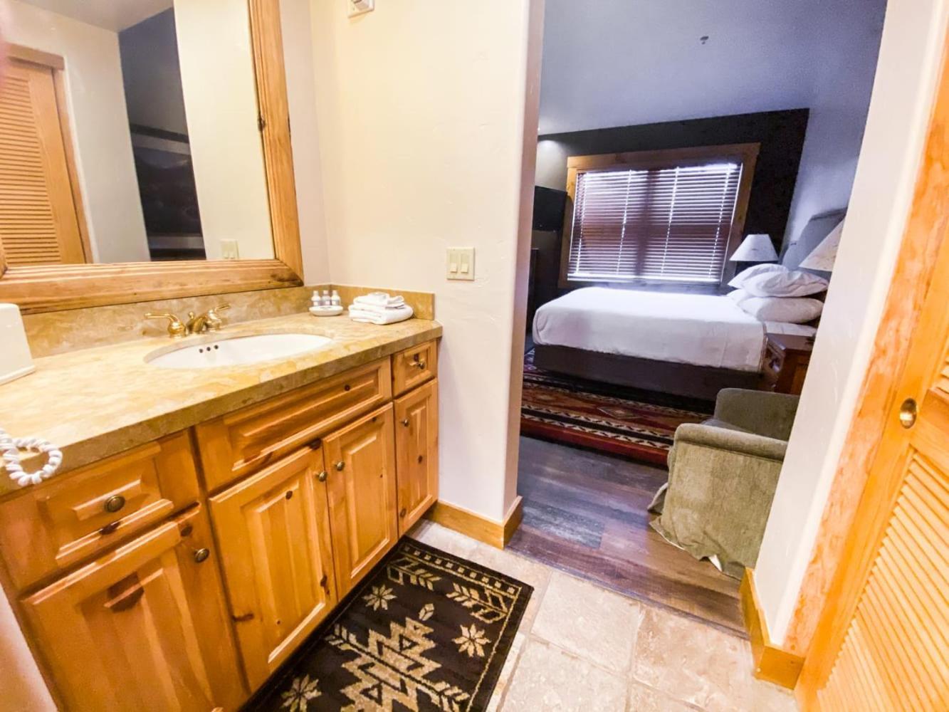 Have It In Out Affordable Too Apartment Telluride