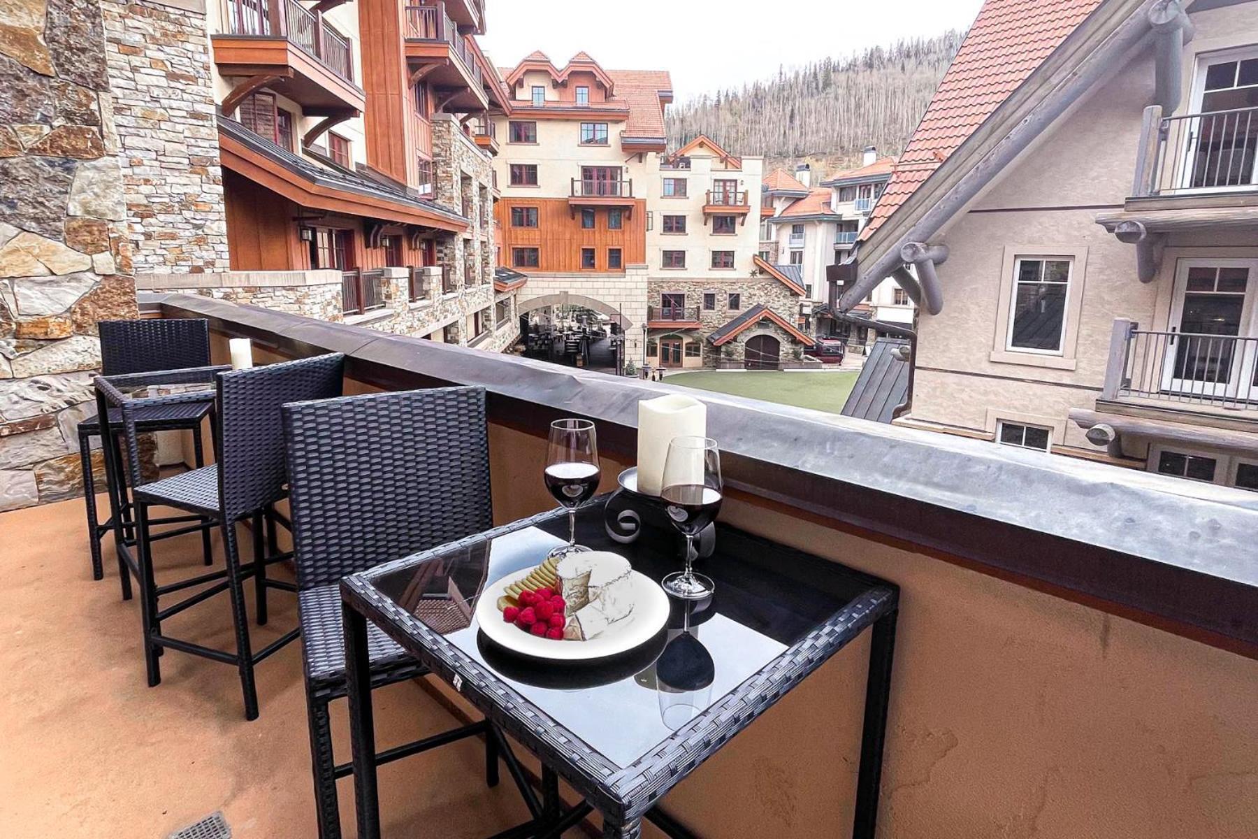 Holiday home Luxury Madeline Building
