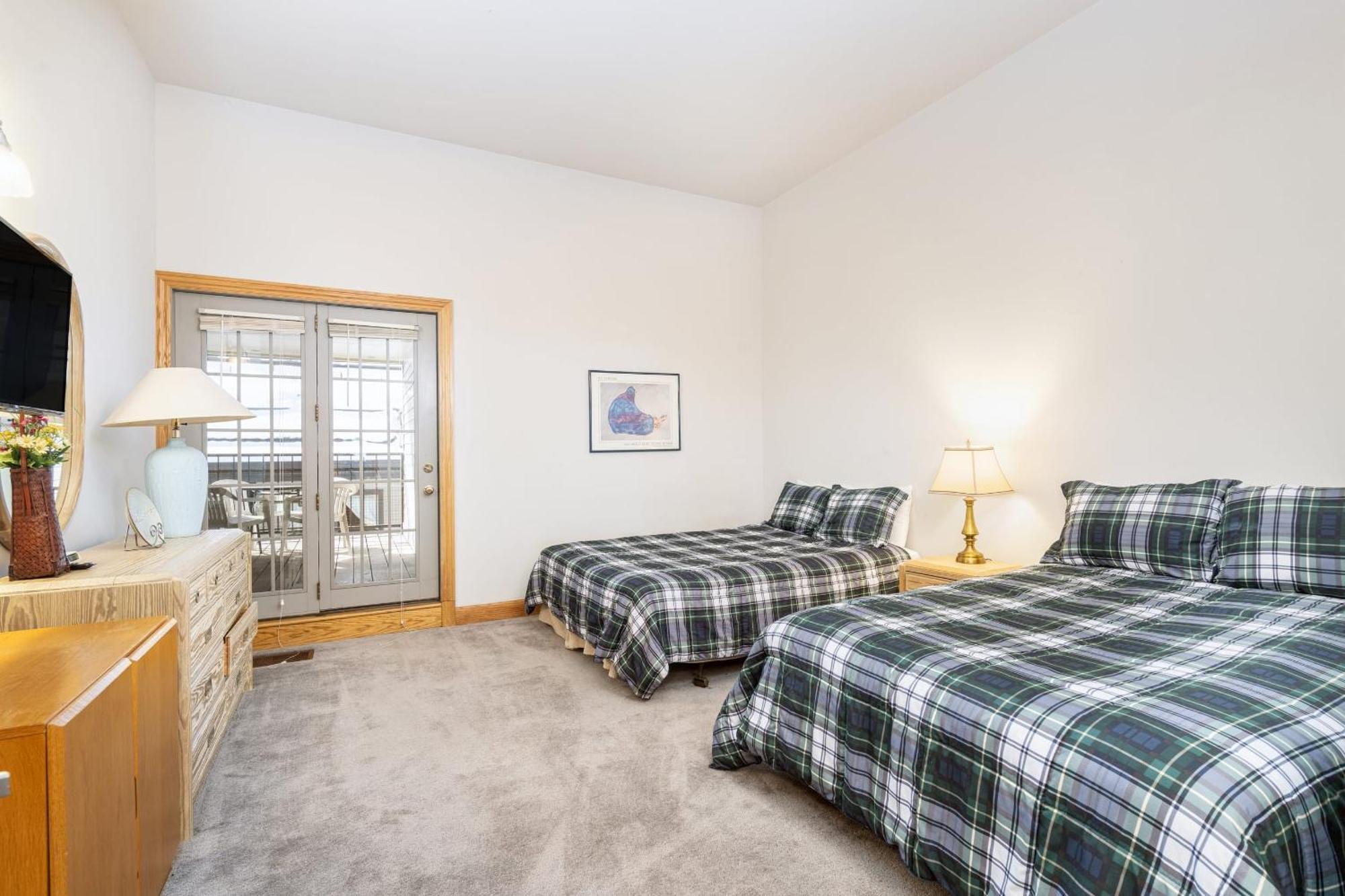 Cimarron 27 By Avantstay Ski-inski-out In Complex W Two Hot Tubs Permit10026 * Telluride