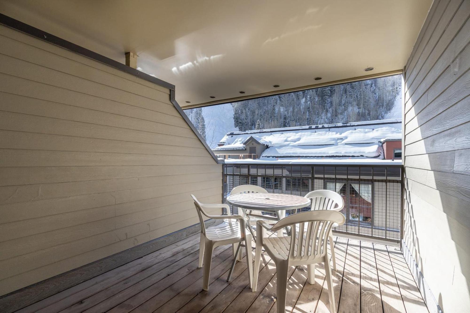 Cimarron 27 By Avantstay Ski-inski-out In Complex W Two Hot Tubs Permit10026 Telluride