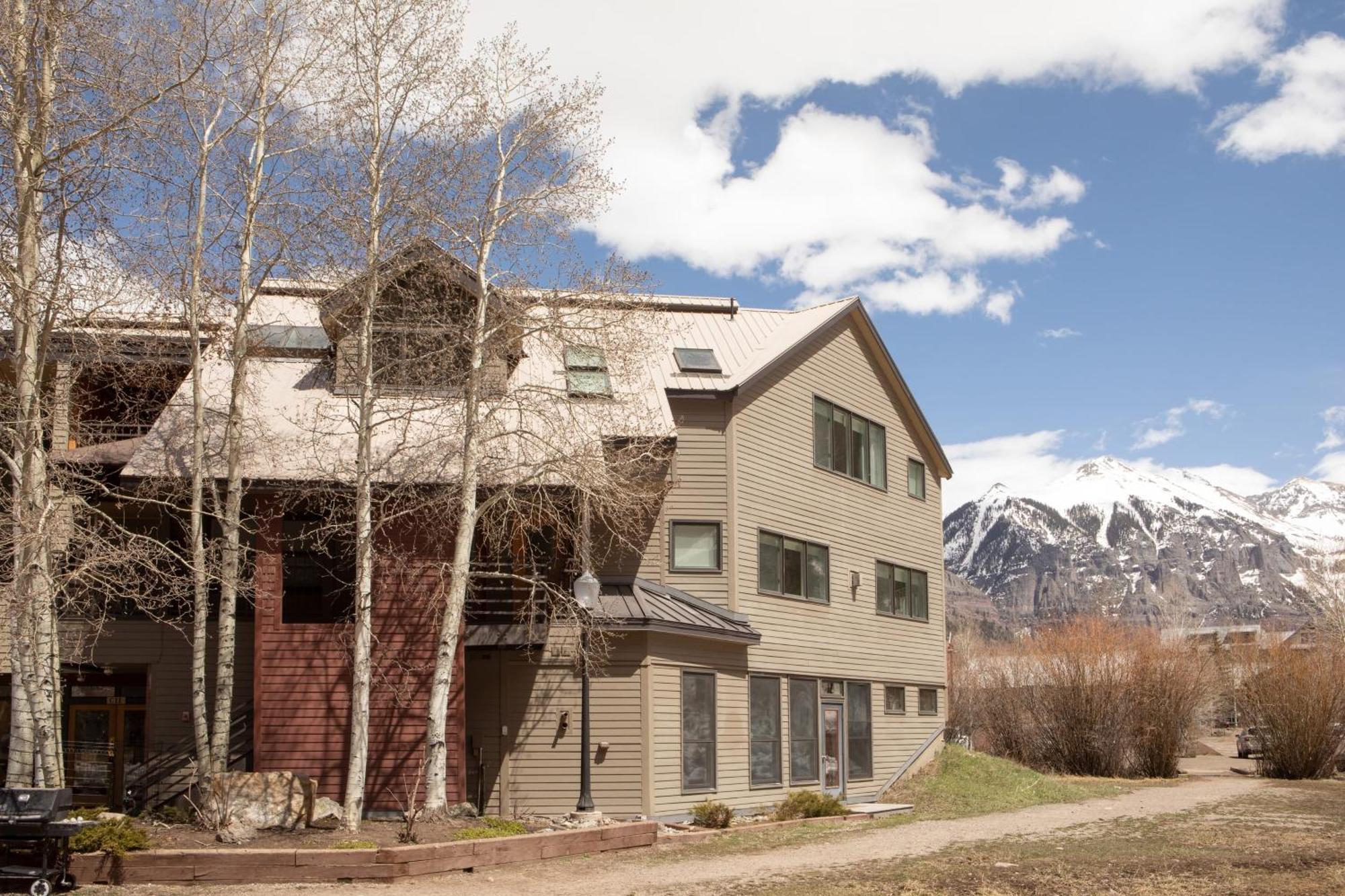 Holiday home Cimarron 7 By Avantstay Ski-inski-out In Complex W Two Hot Tubs Telluride