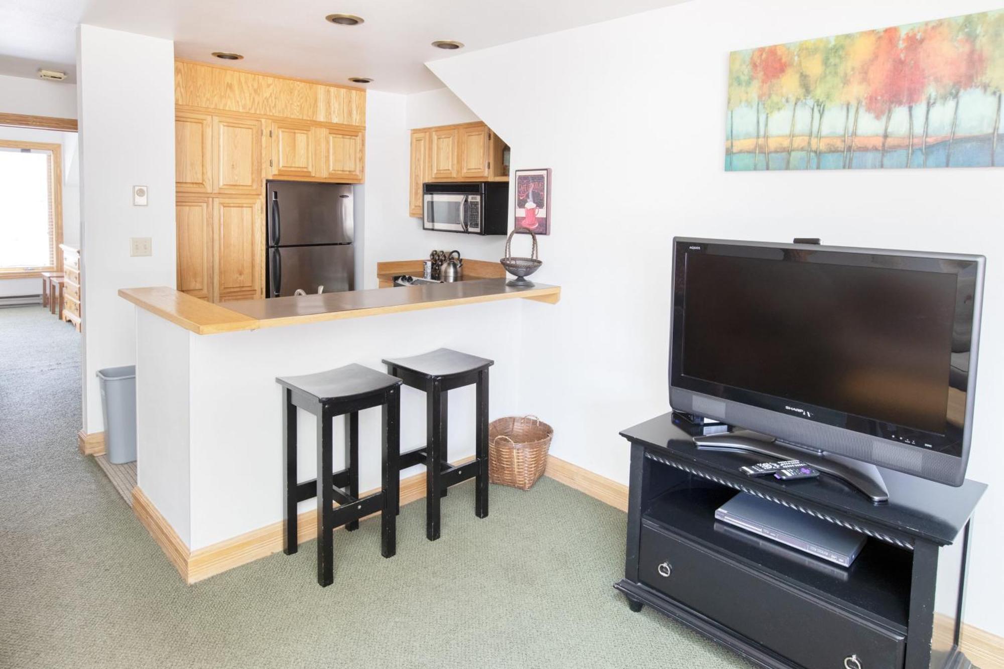 Cimarron 7 By Avantstay Ski-inski-out In Complex W Two Hot Tubs *