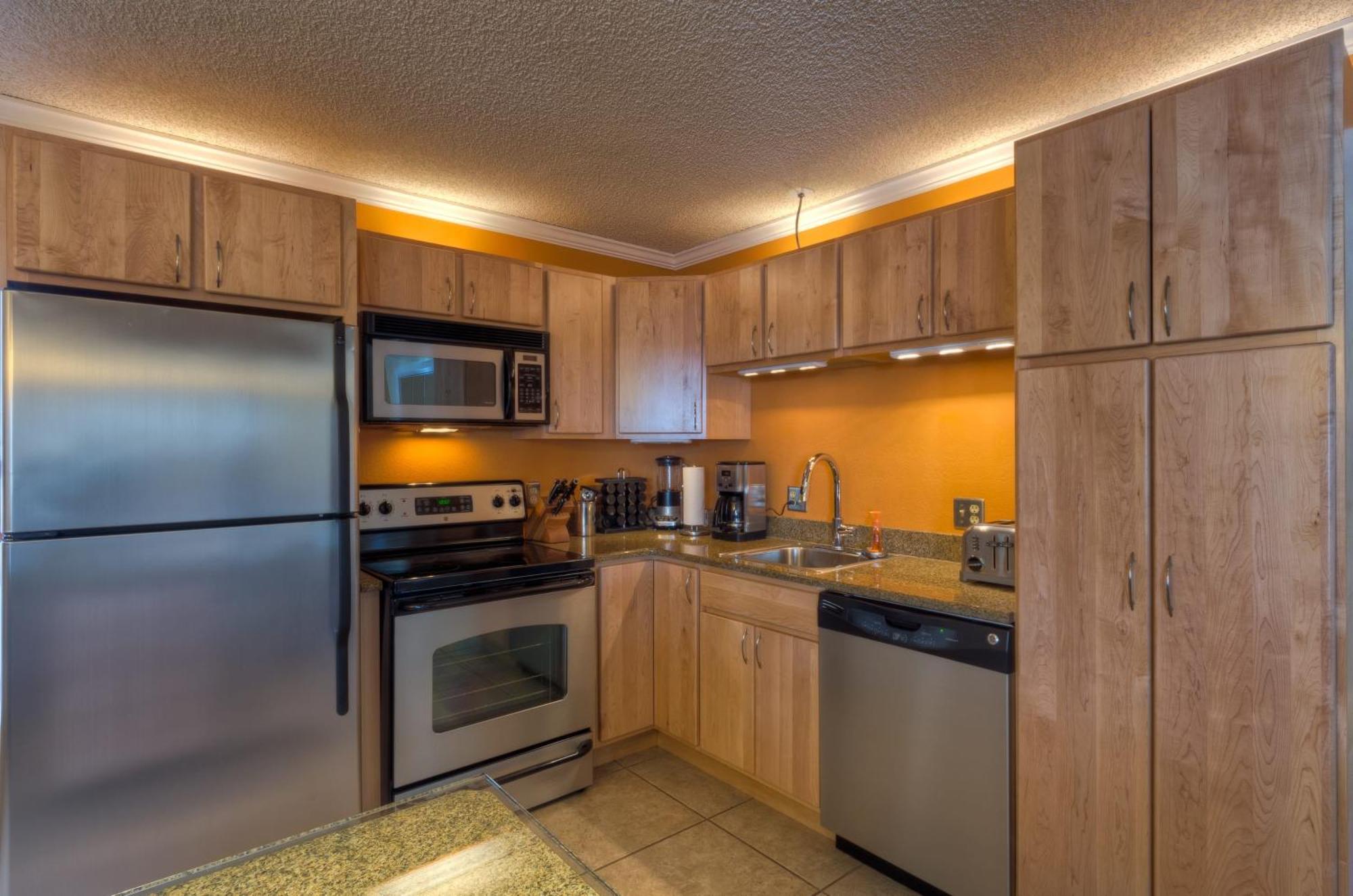 Station 2 By Avantstay Modern Oasis In The Heart Of W Hot Tub
