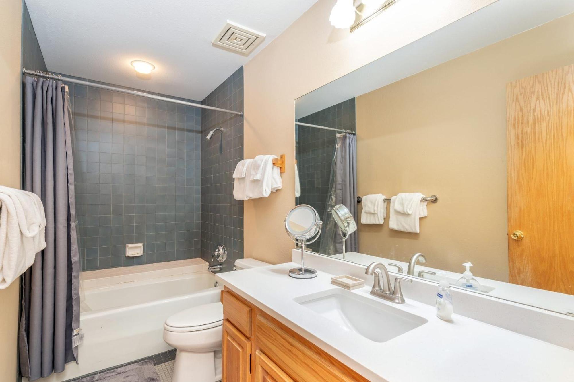 Cimarron 35 By Avantstay Ski-inski-out Property In Complex W Two Hot Tubs Telluride