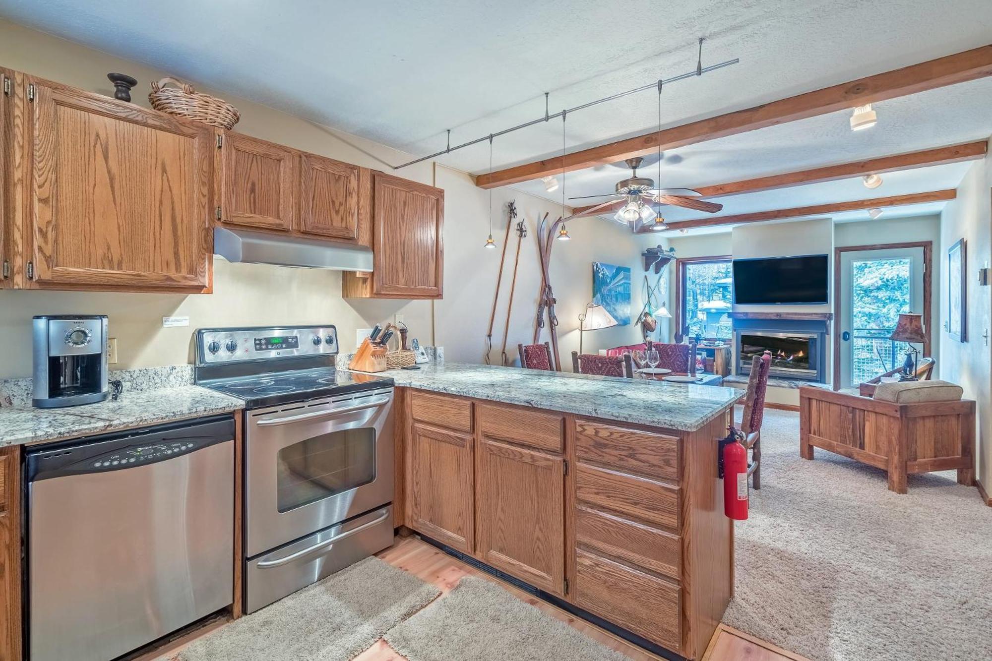 Ghostriders 5 By Avantstay 2 Bedroom Near Main Street Hiking Skiing Str Permit 3571
