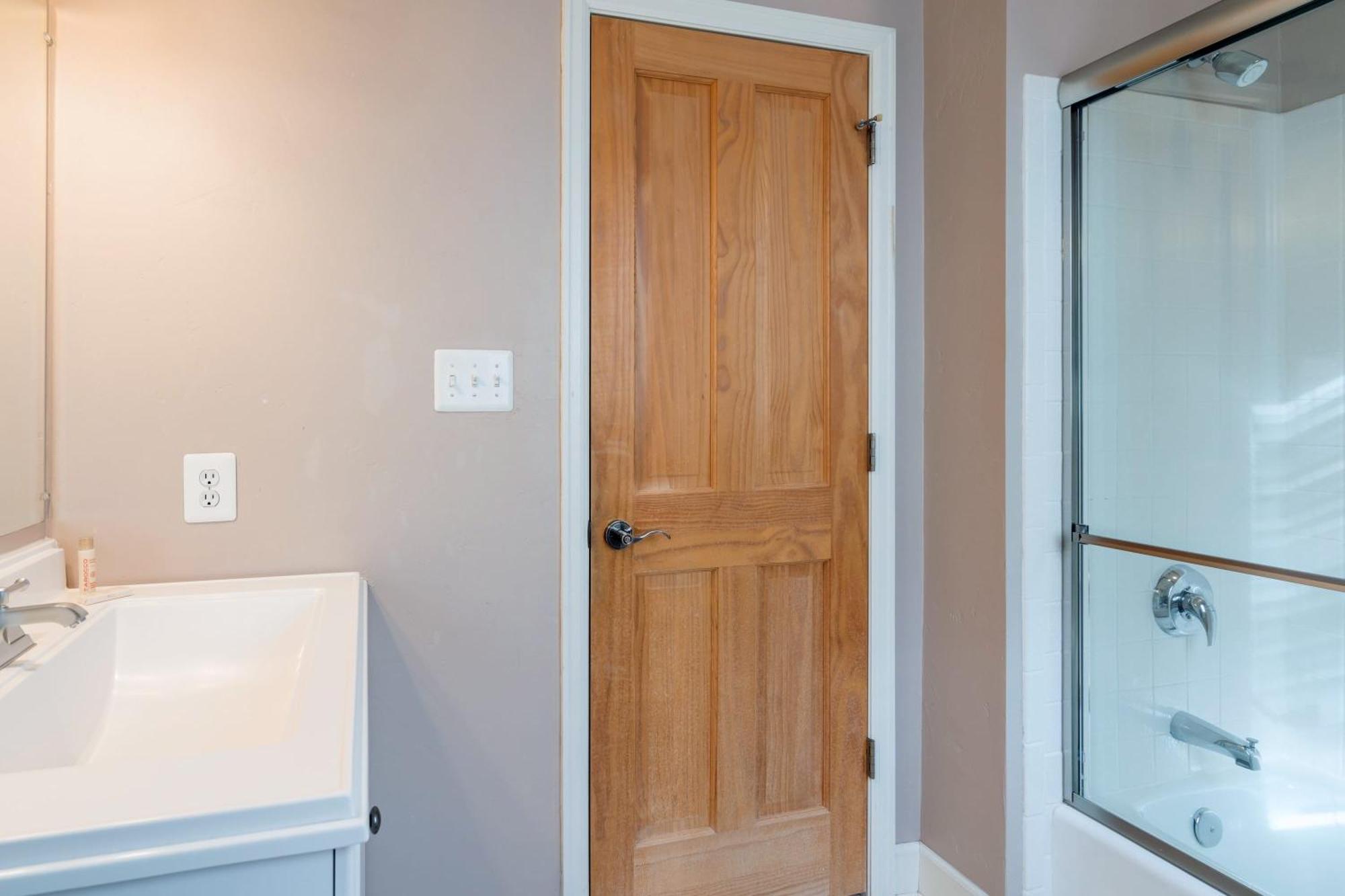 Holiday home Bachman Village 14 By Avantstay Close To Town The Slopes W Hot Tub Permit12038