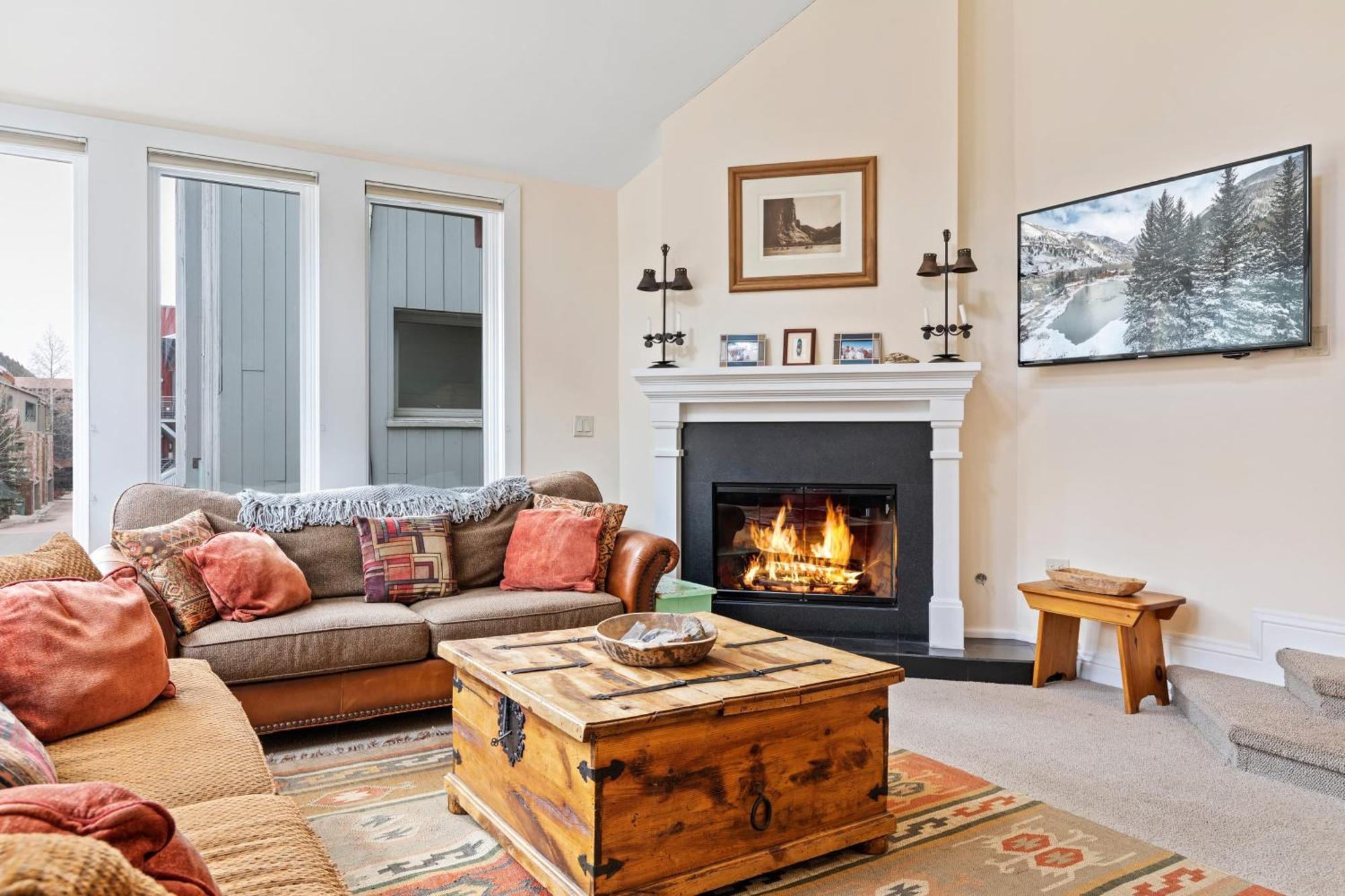 Legacy House By Avantstay Beautiful 4bdr In Great Location W Hot Tub