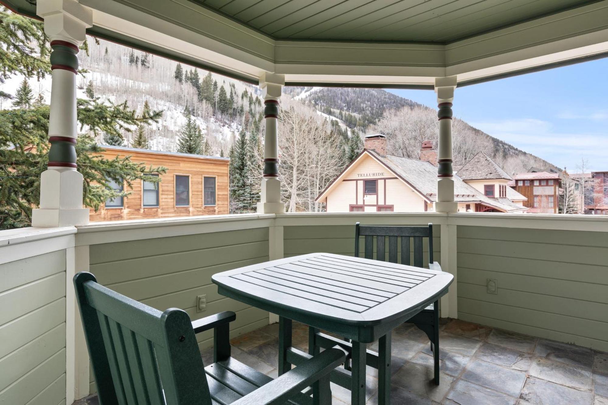 Legacy House By Avantstay Beautiful 4bdr In Great Location W Hot Tub *