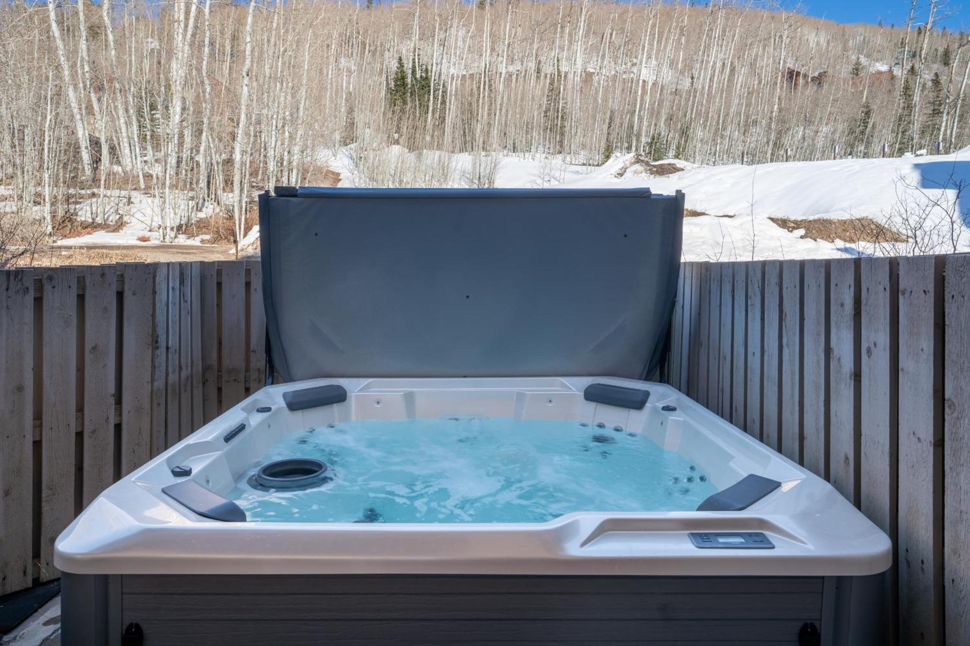 Le Chamonix B By Avantstay Located In Mountain Village Close To Golf Course Skiing *