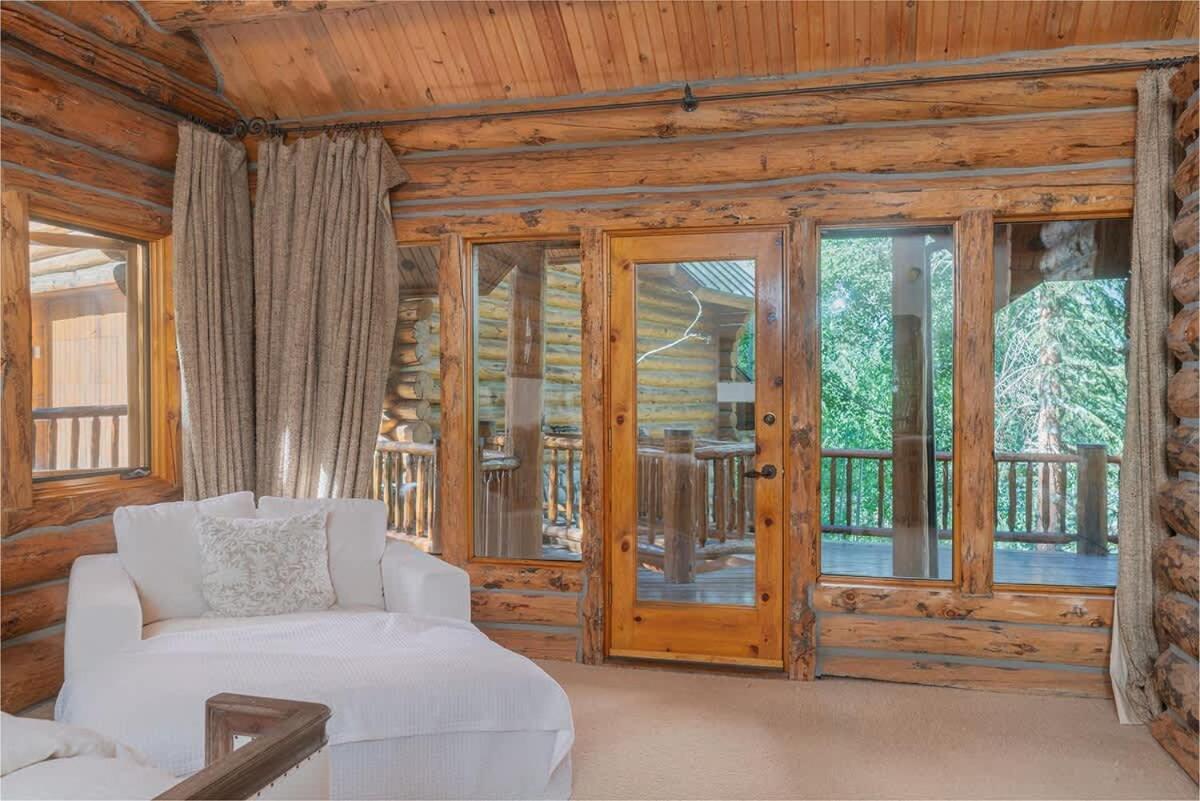 Chalet Absolutely Amazing Slopeside Mountain With *