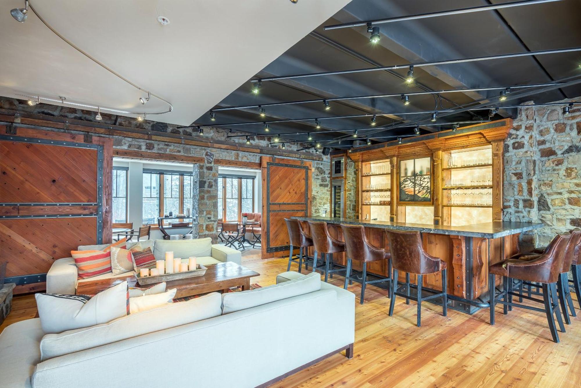 Apartment River Club 105 By Alpine Telluride