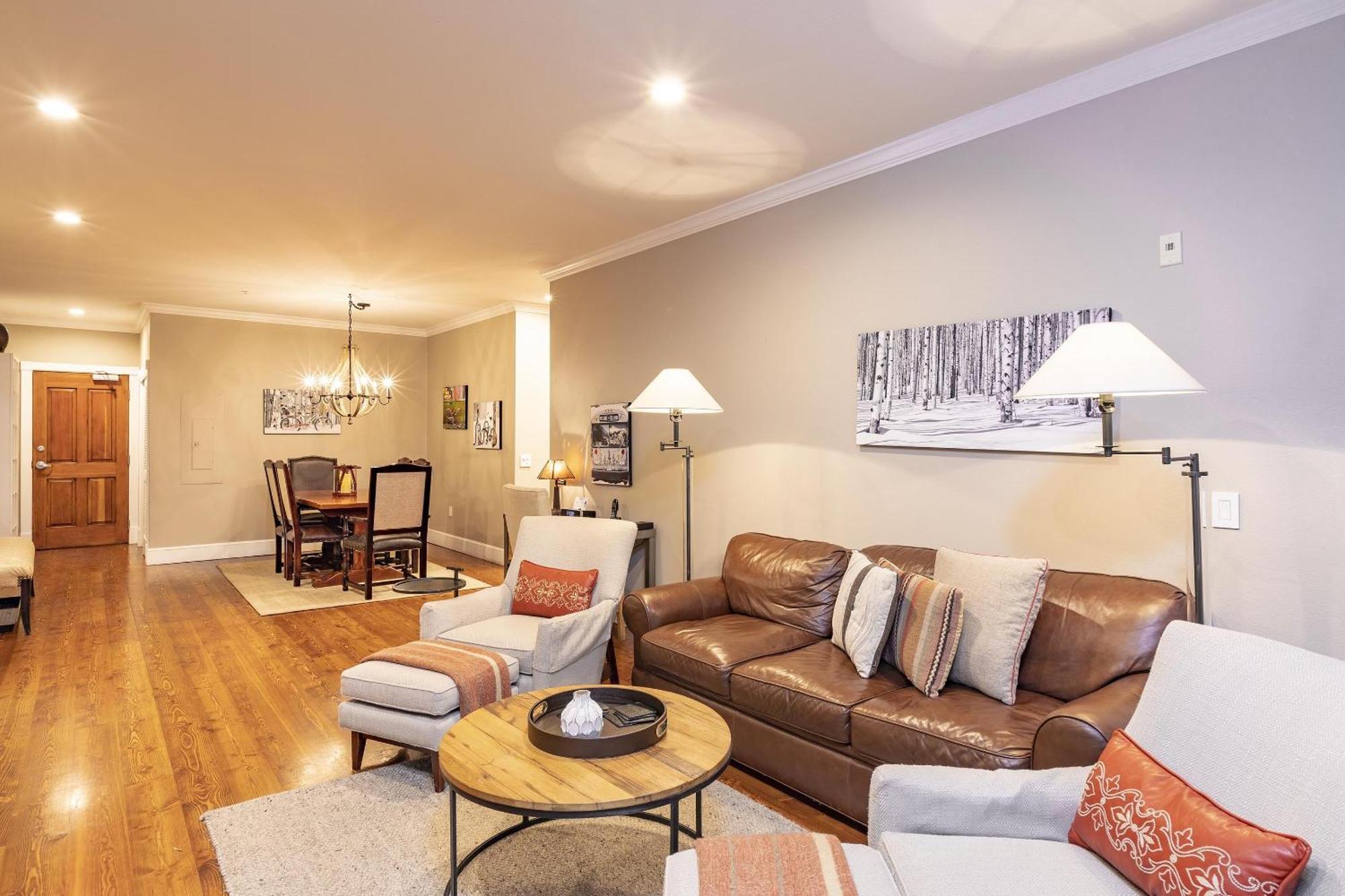 River Club 105 By Alpine Apartment *