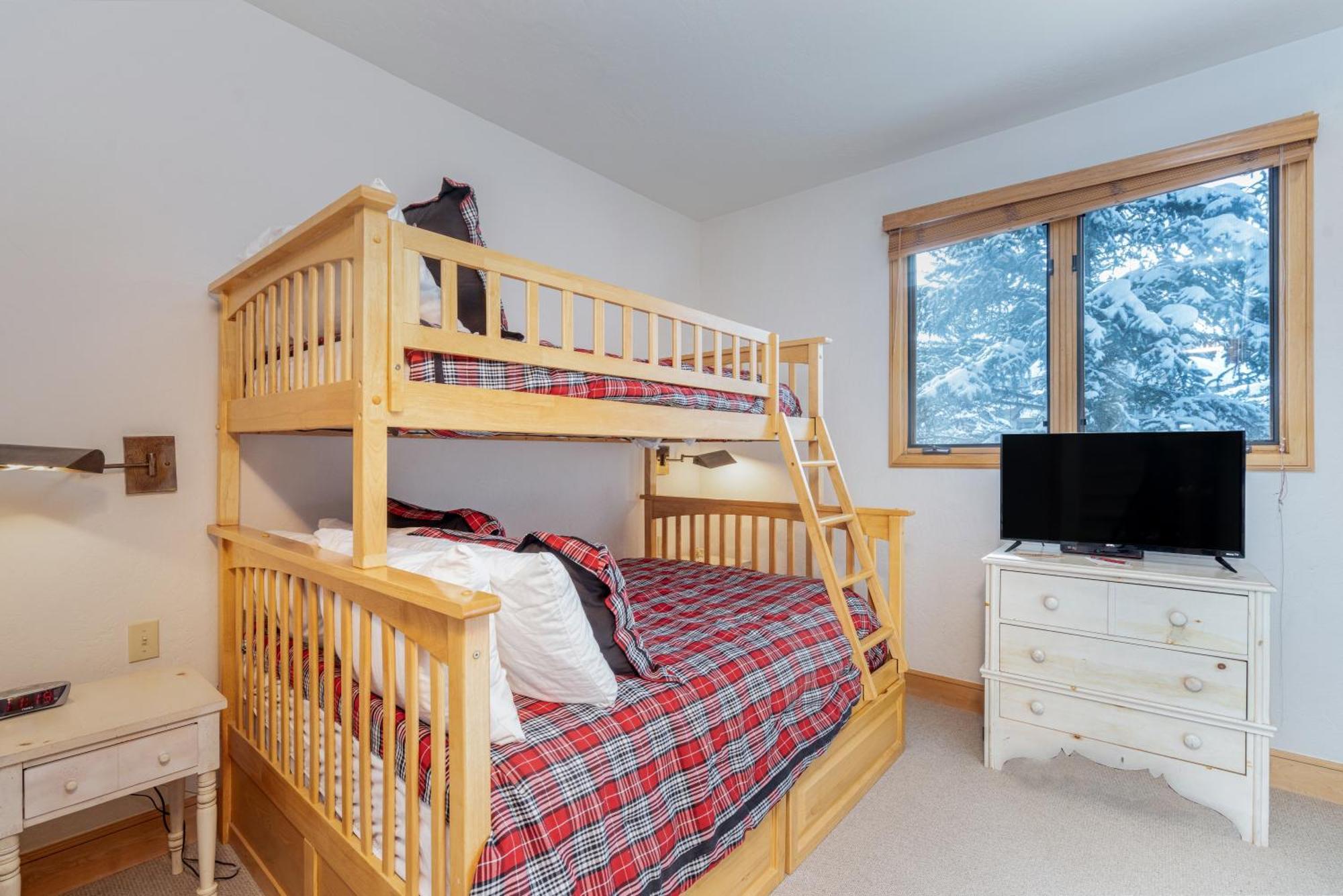 Holiday home Aspen Ridge 32 - 2 Bedroom By Alpine *