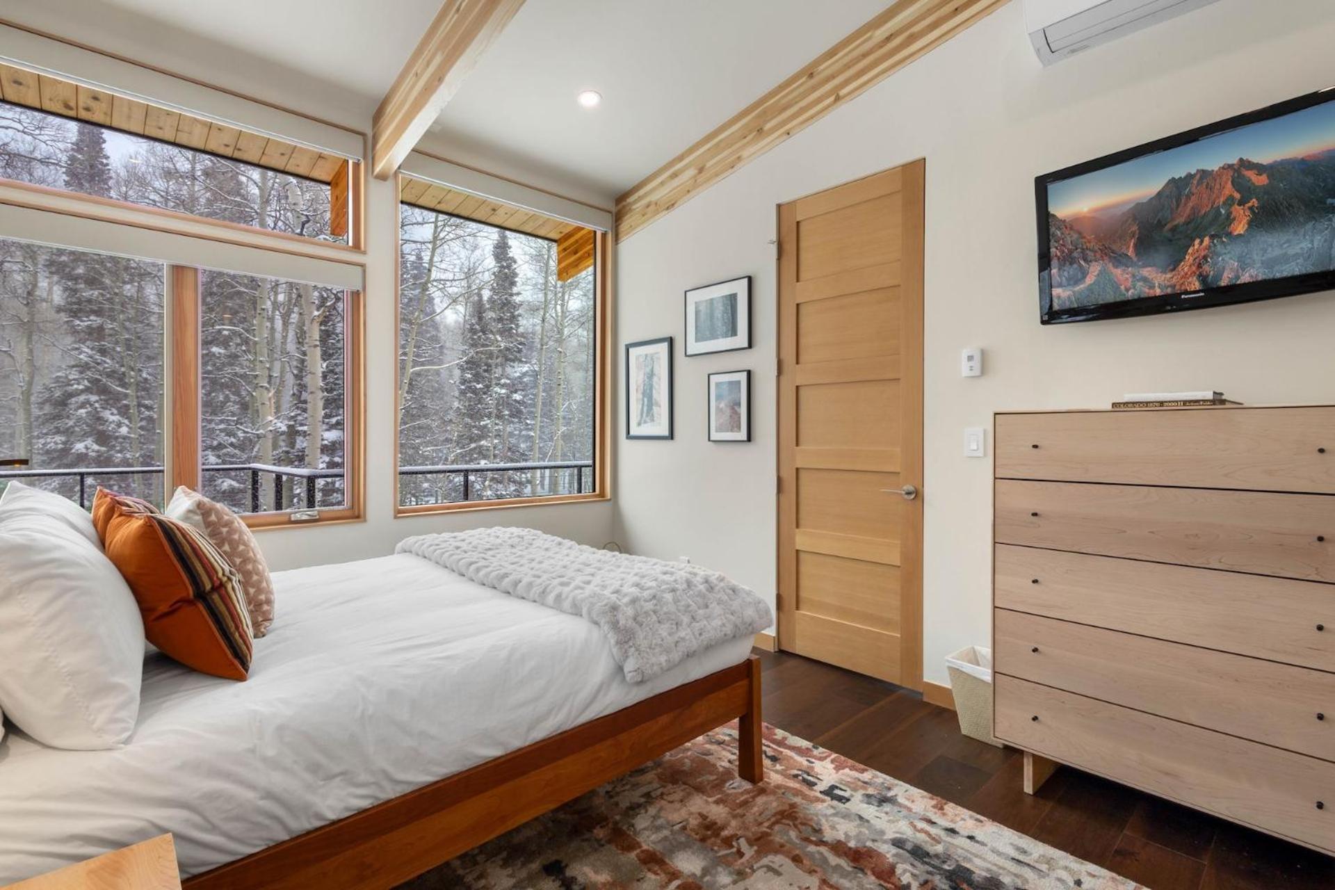 Saddle Horn Lane * Telluride
