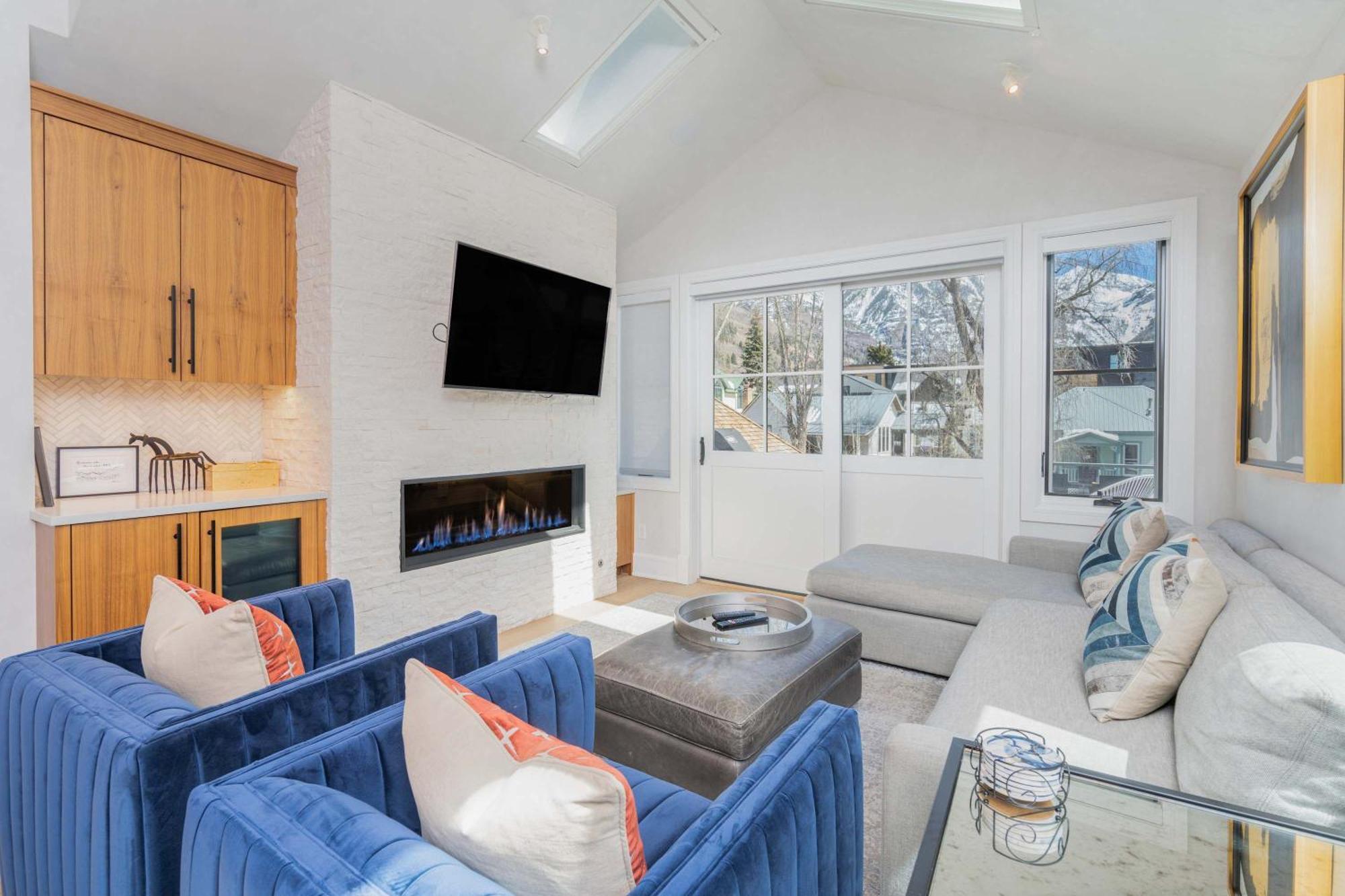 Upscale Near Lift And Town With Mountain Views * Telluride