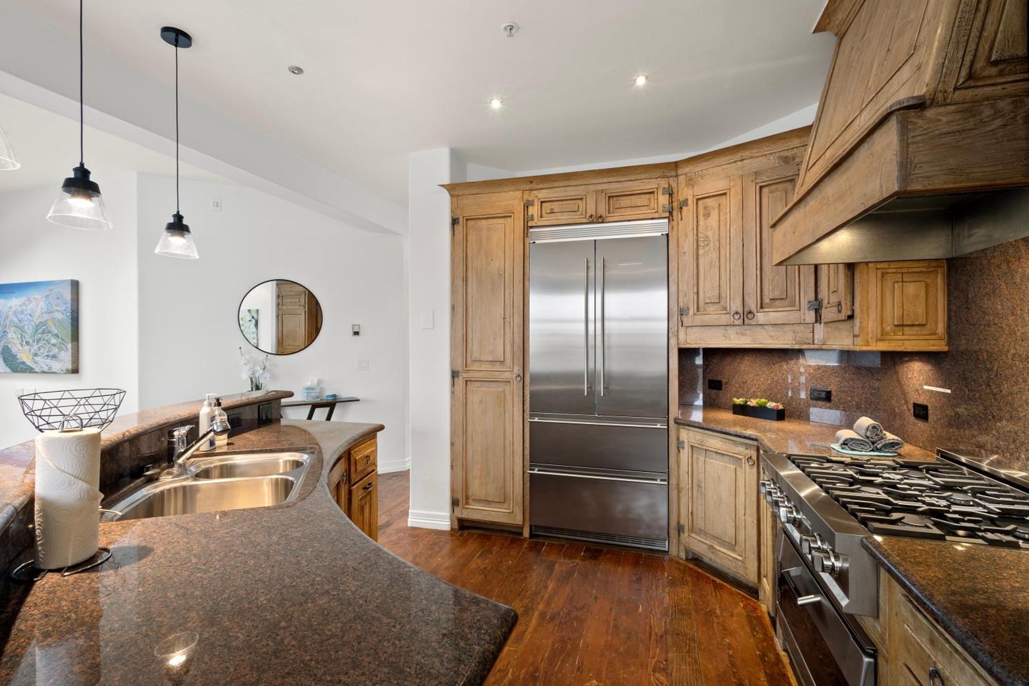 Wintercrown Penthouse By Exceptional Telluride