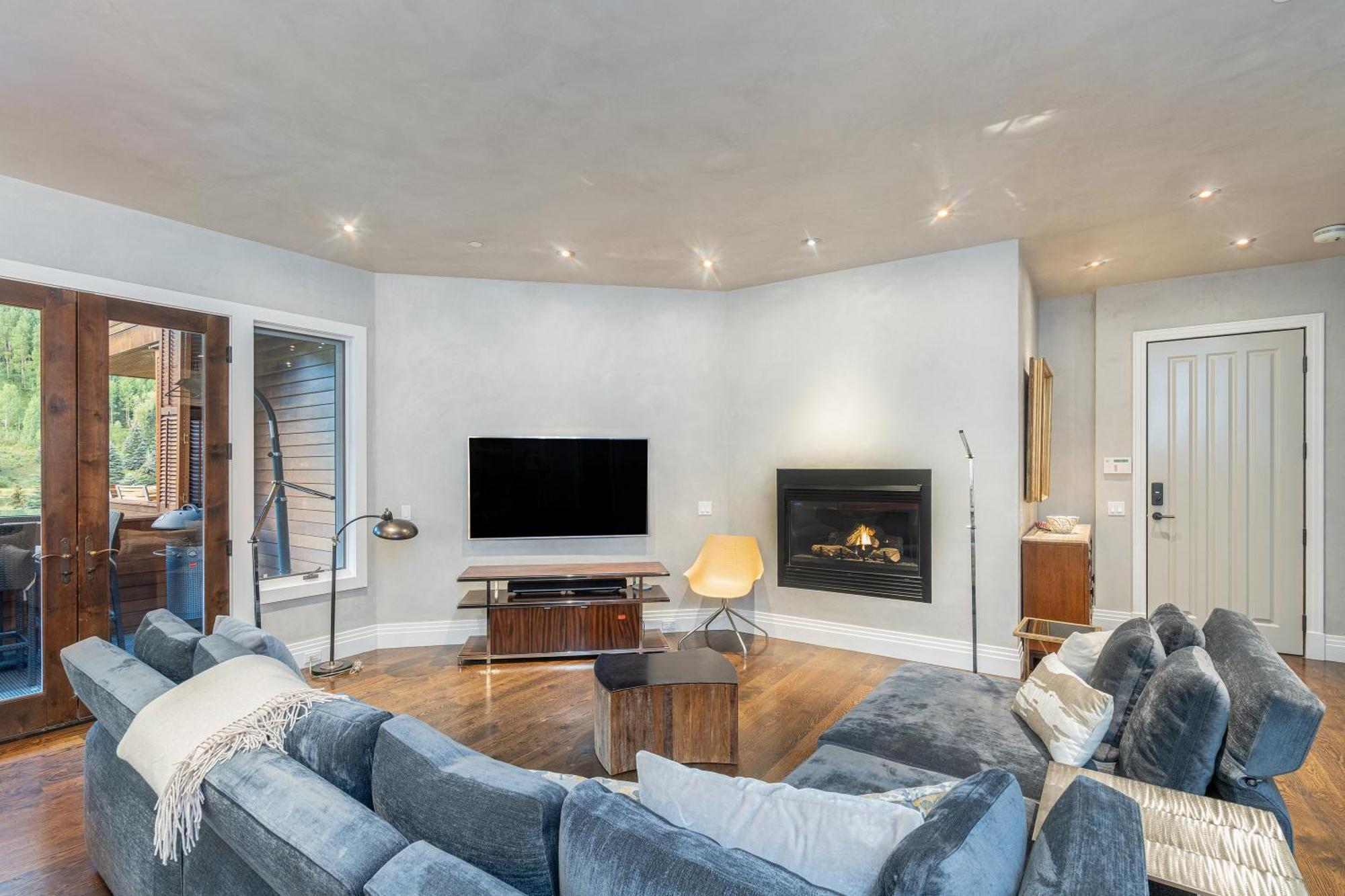 Modern Willow By Exceptional Apartment Telluride