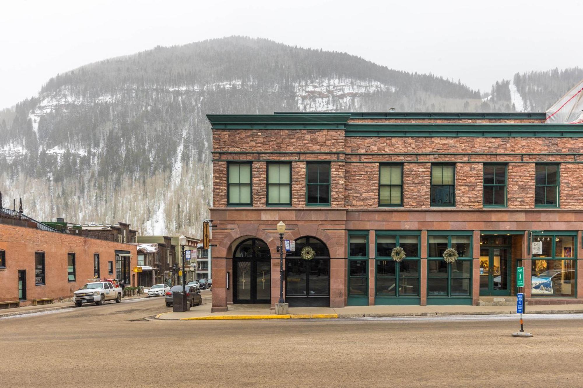 Wintercrown Penthouse By Exceptional * Telluride