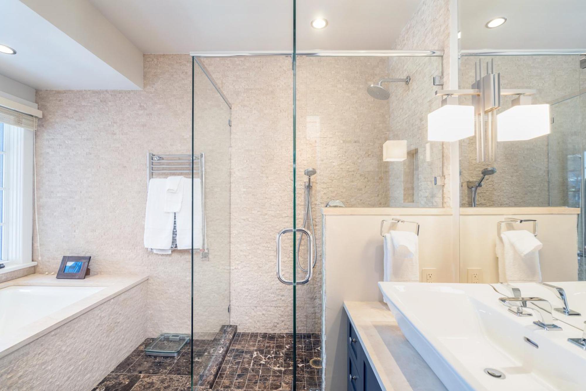 Plaza Tower By Exceptional Apartment *