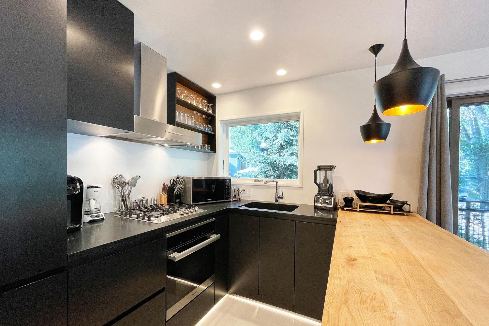 Apartment Downtown Modern Creekside Telluride