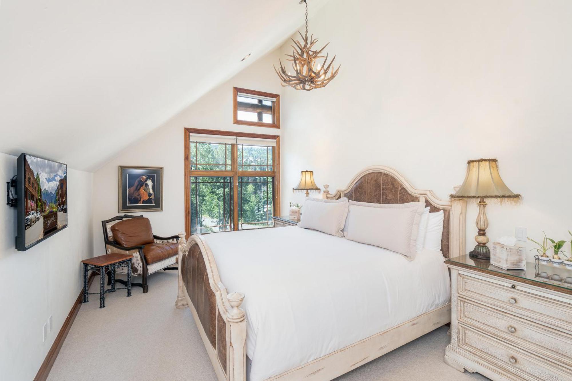 Villa Palisade At Pine Meadows By Exceptional