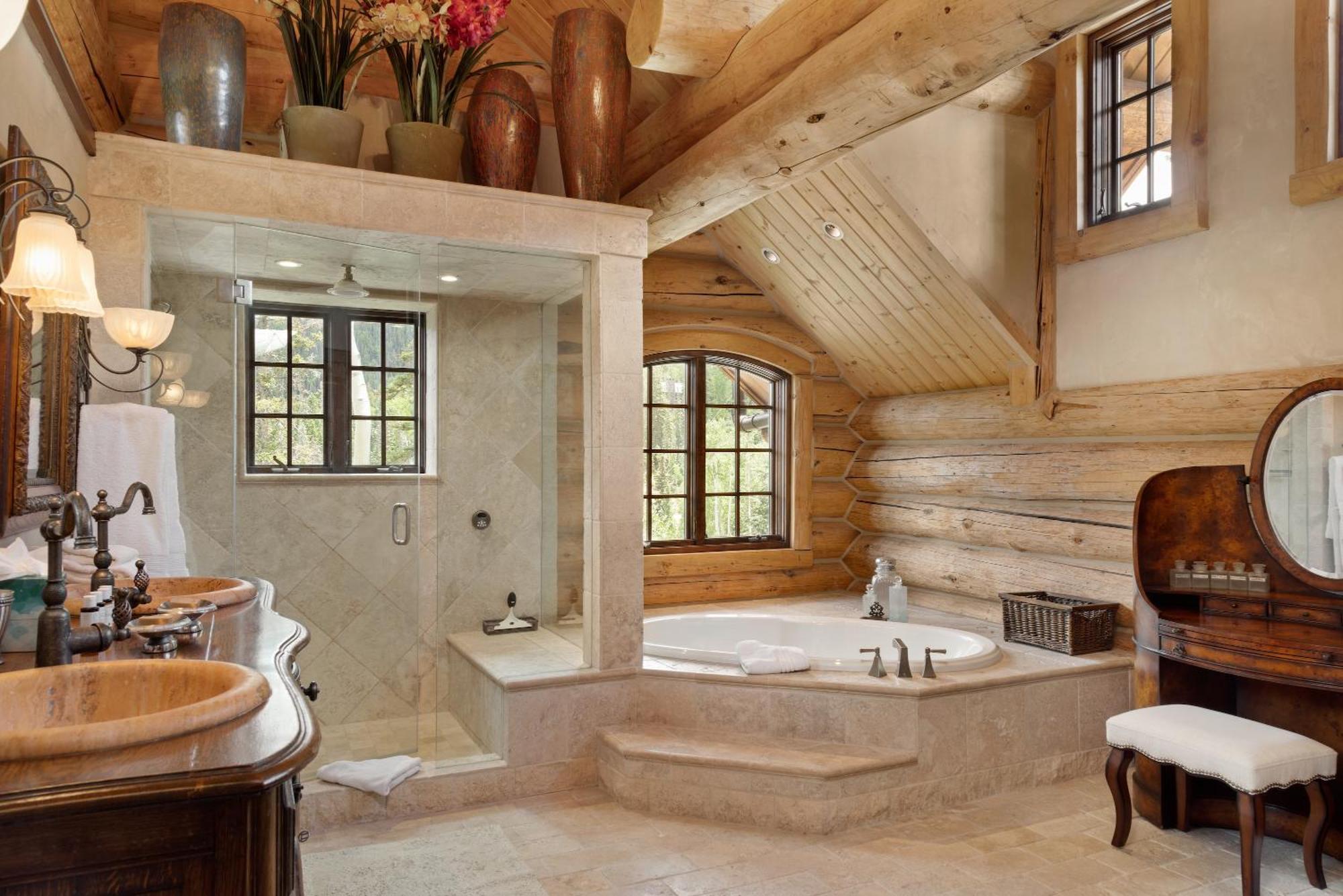 Chalet Hilltop Hideaway By Exceptional *