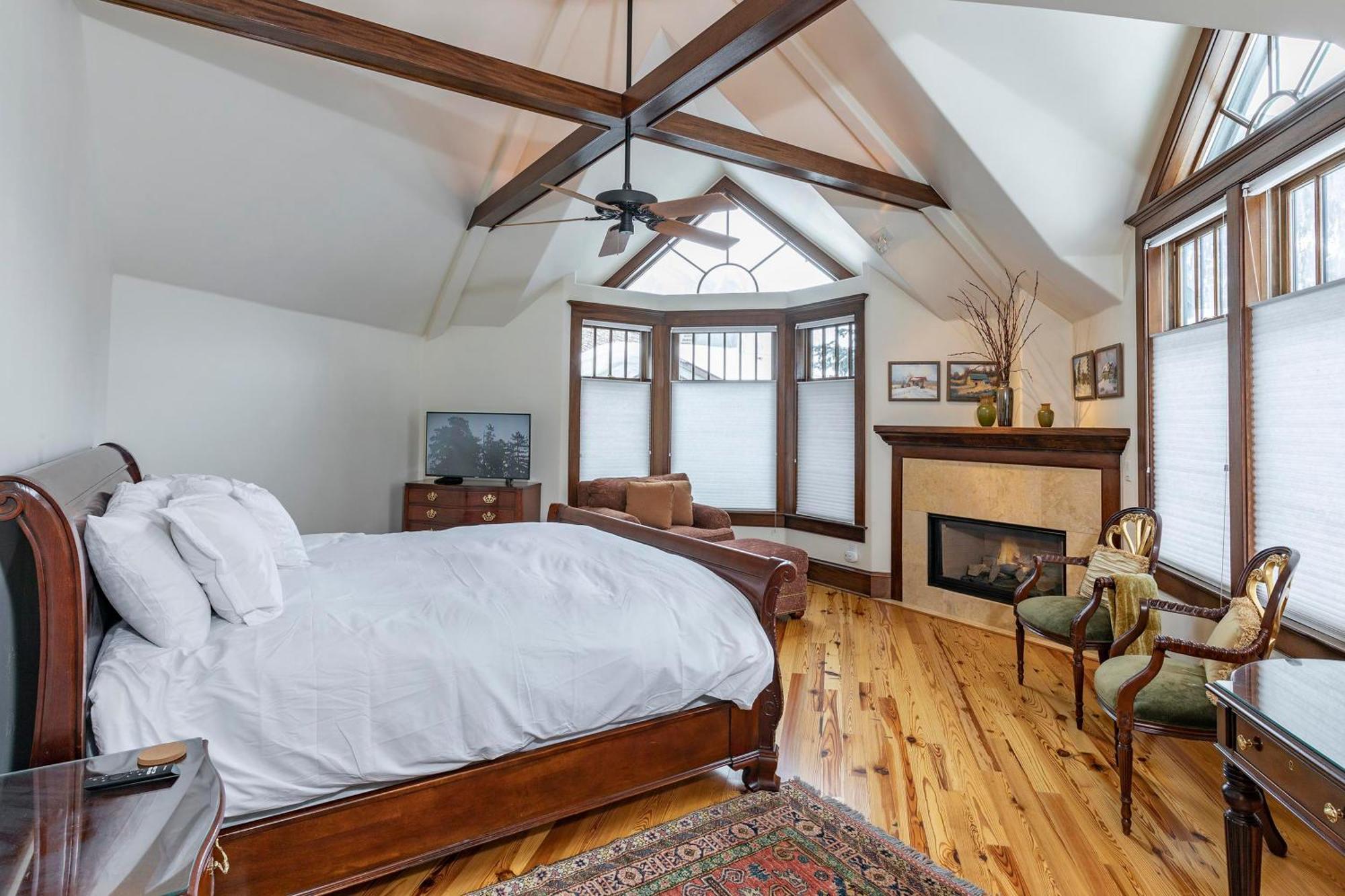Heritage House By Exceptional Telluride