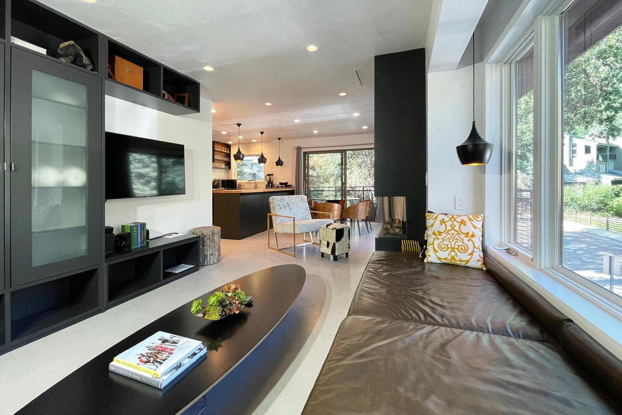 Downtown Modern Creekside Apartment Telluride