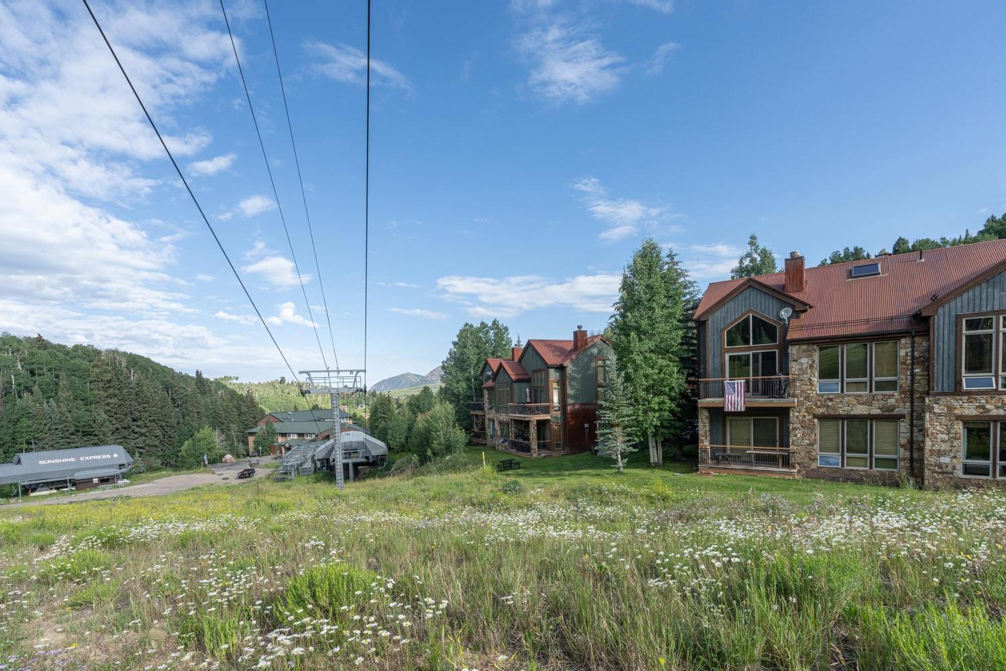 Brightside By Exceptional Chalet