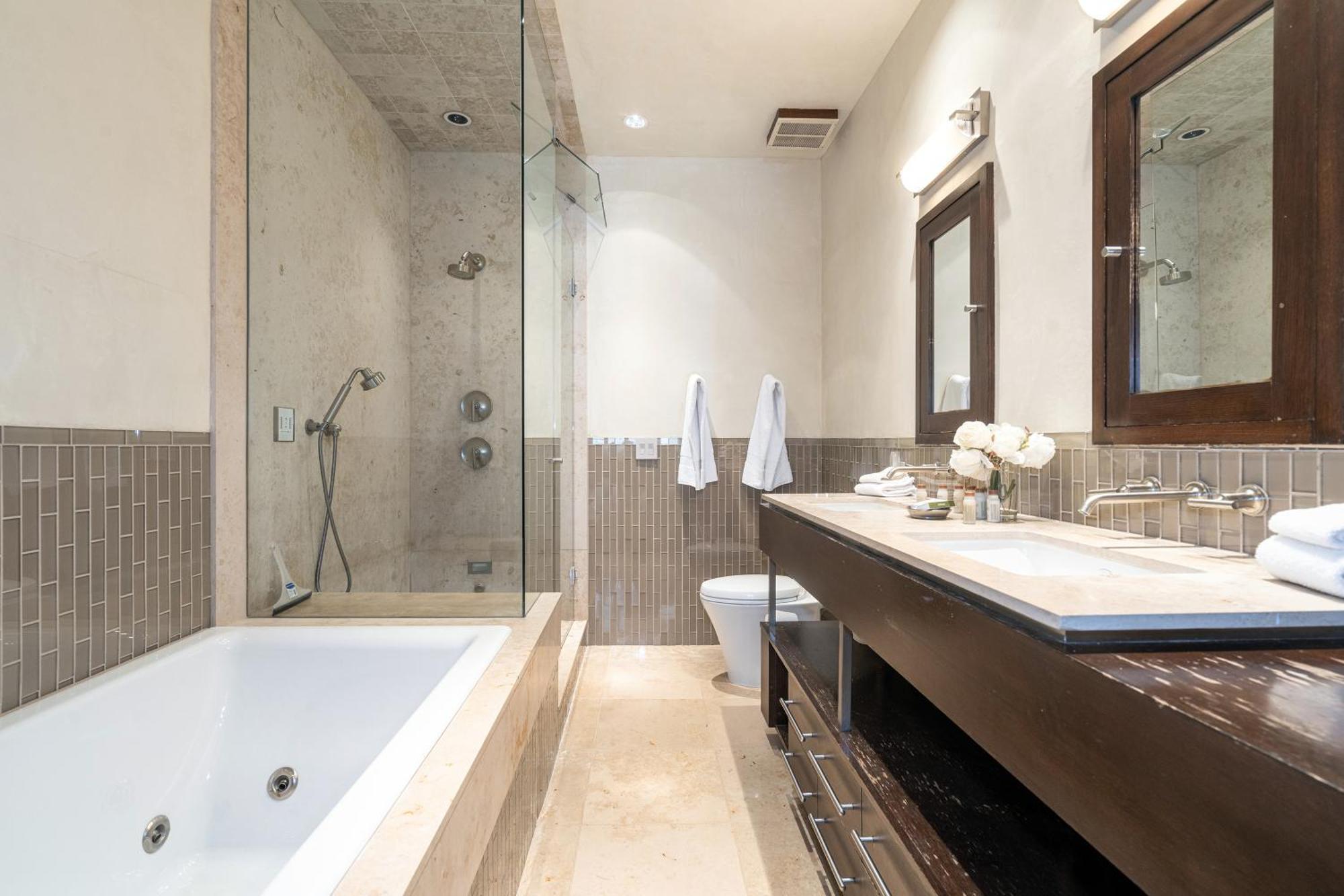 Bear Creek West By Exceptional *