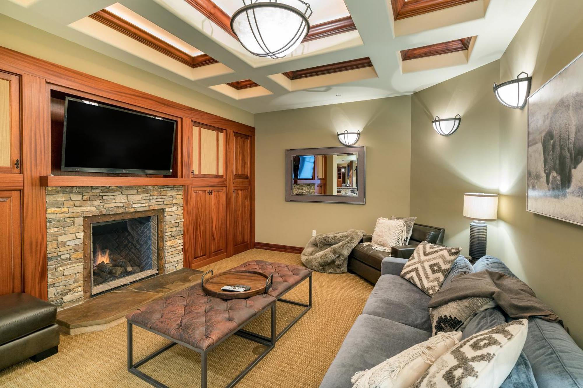 Two Trails By Exceptional Chalet