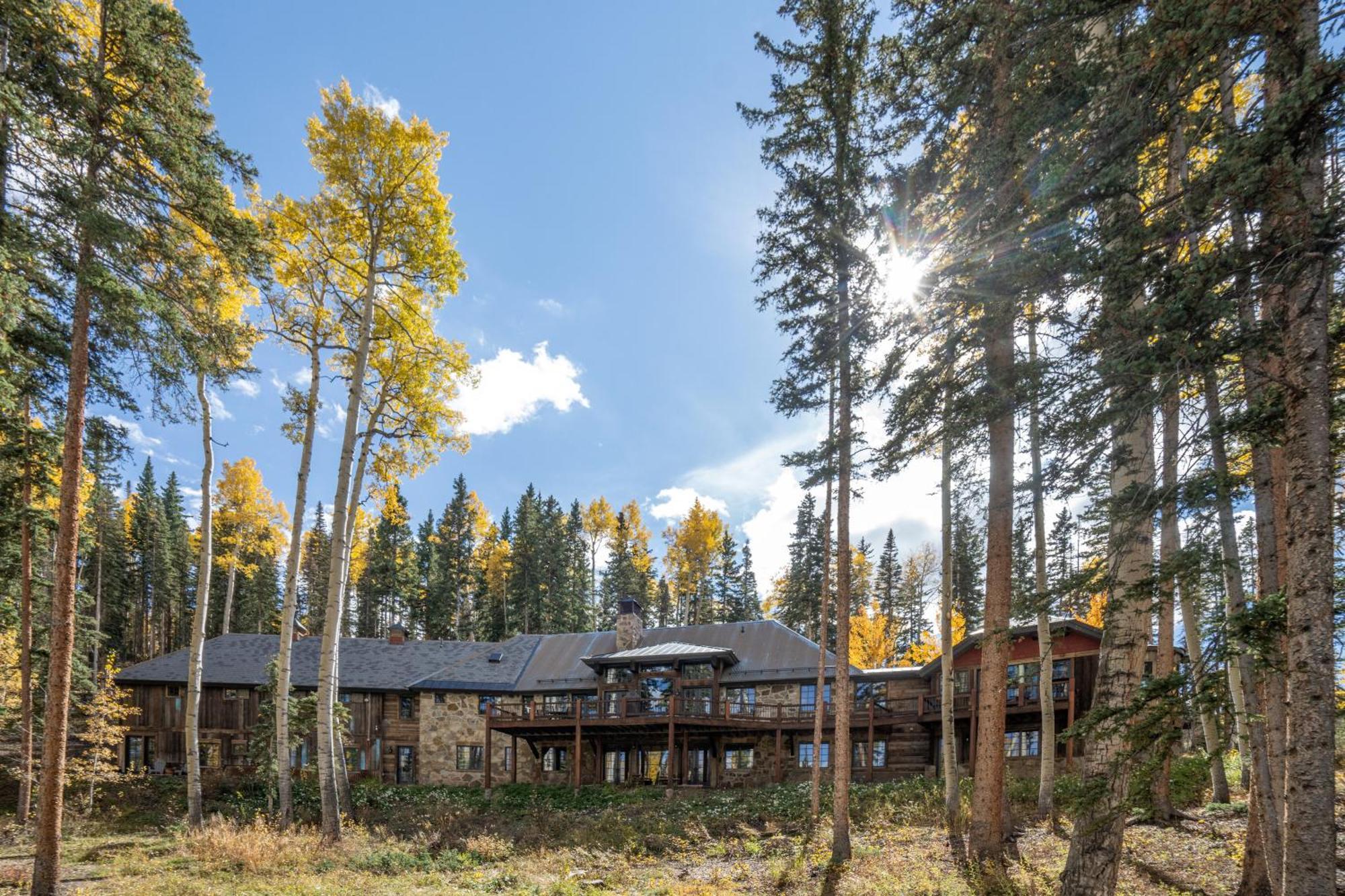 Twin Elk By Exceptional Chalet