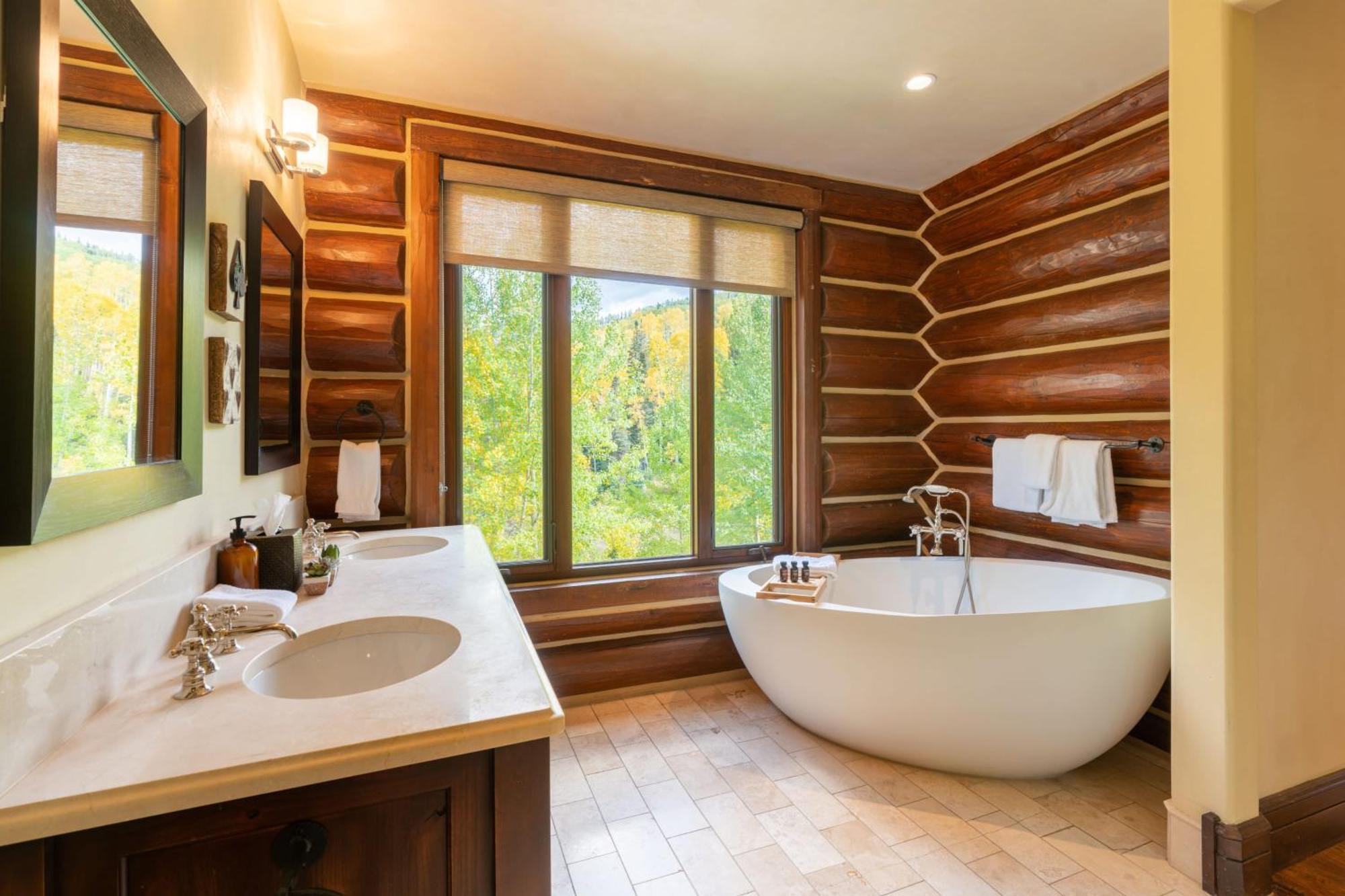 Townhome On The Creek 135 By Avantstay In Out W Hot Tub Holiday home