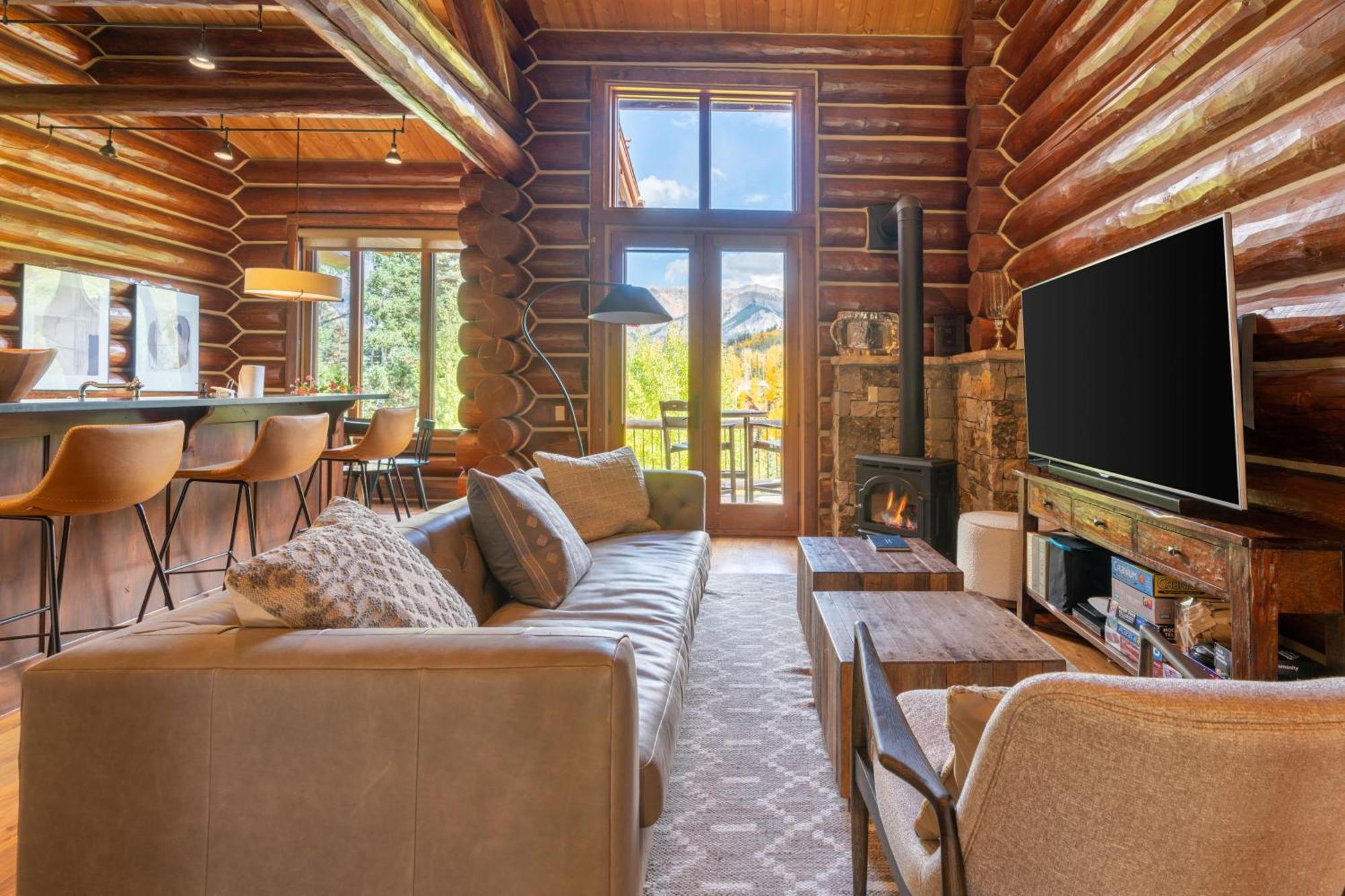 Townhome On The Creek 135 By Avantstay In Out W Hot Tub