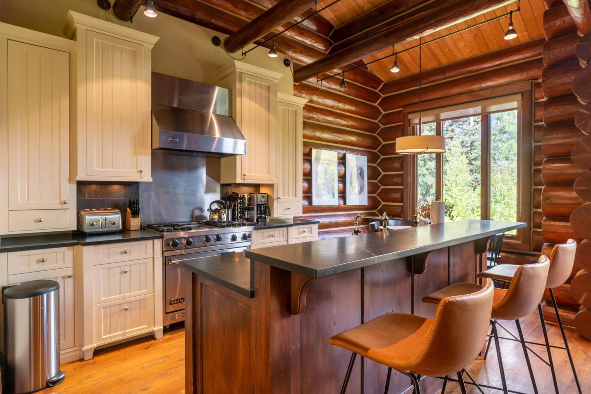 Townhome On The Creek 135 By Avantstay In Out W Hot Tub Holiday home *