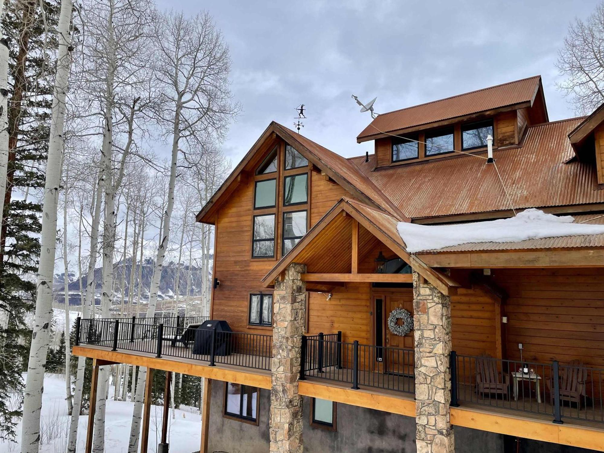 Holiday home Luxury Mountain Retreat With Hot Tub And Views