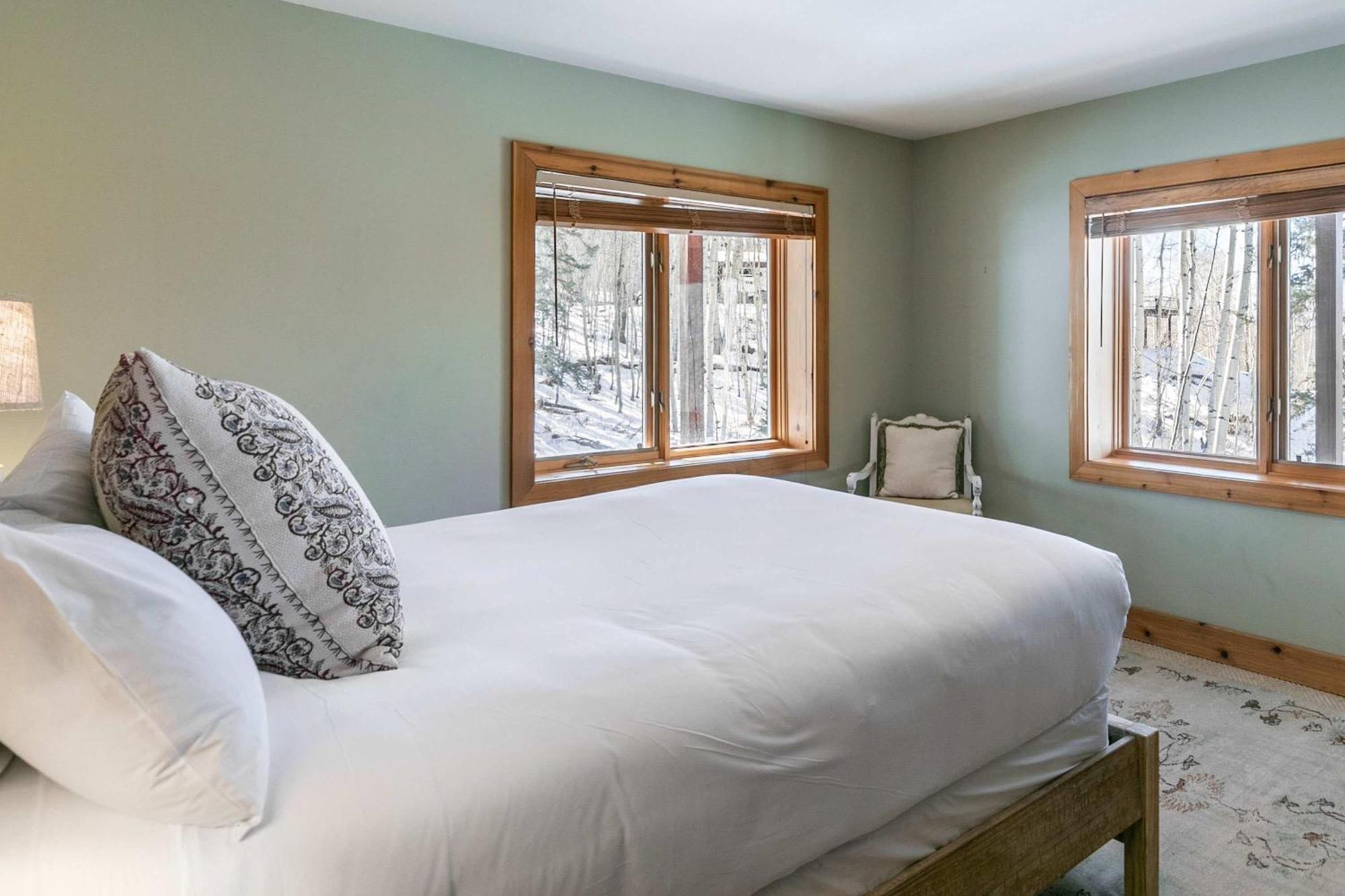Luxury Mountain Retreat With Hot Tub And Views Holiday home *