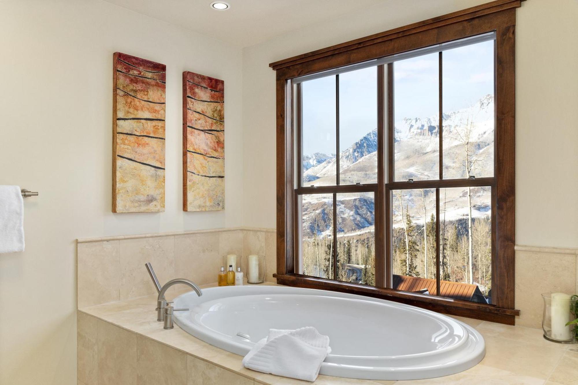 The Veranda At Trails Edge - Penthouse Views And Access! *